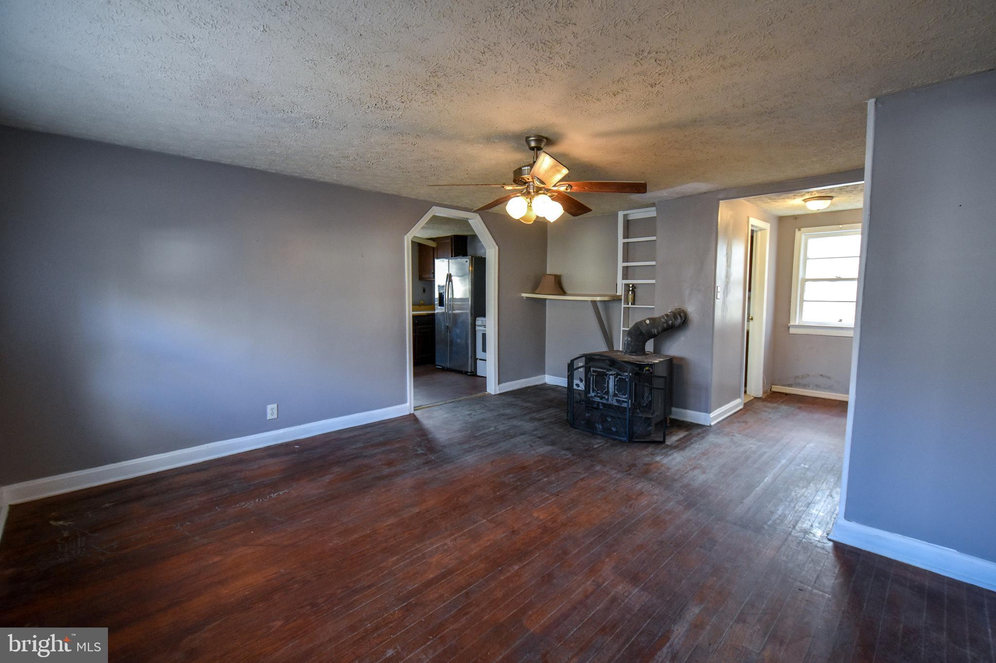 SOUTH HAMPTON - Residential