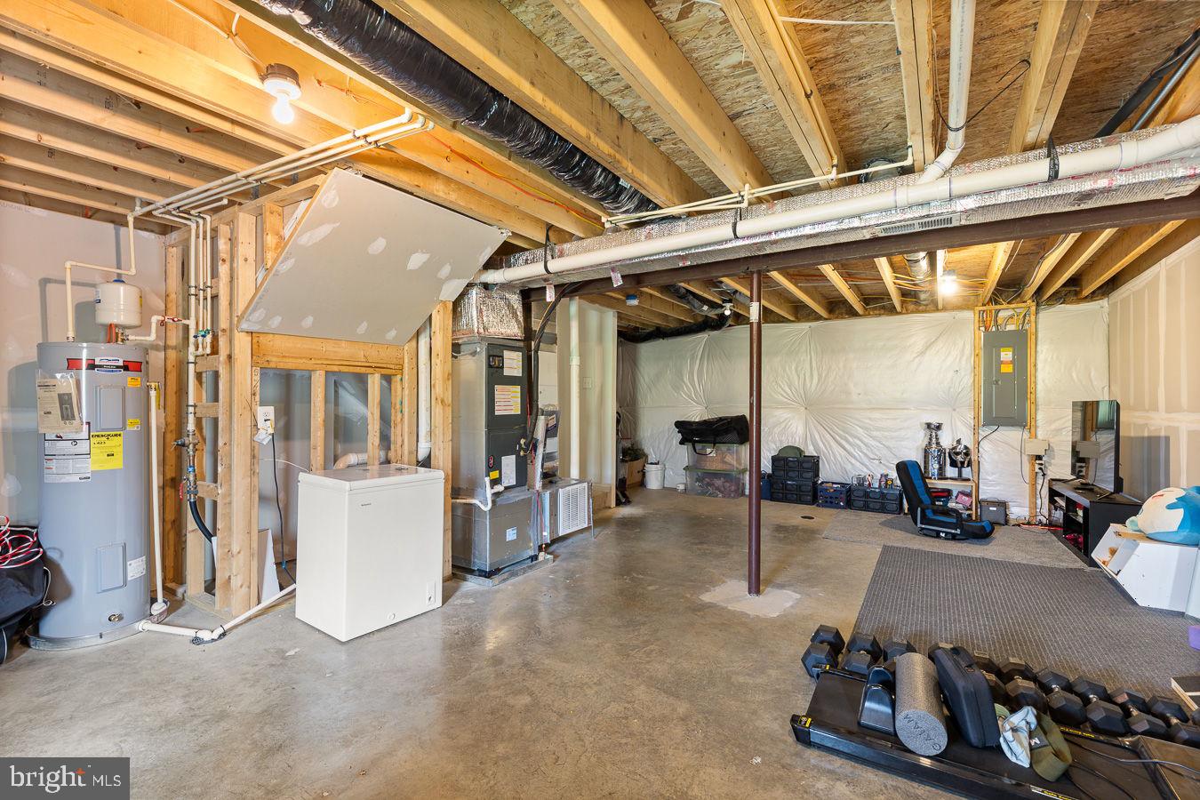 CEDAR SPRING - Residential