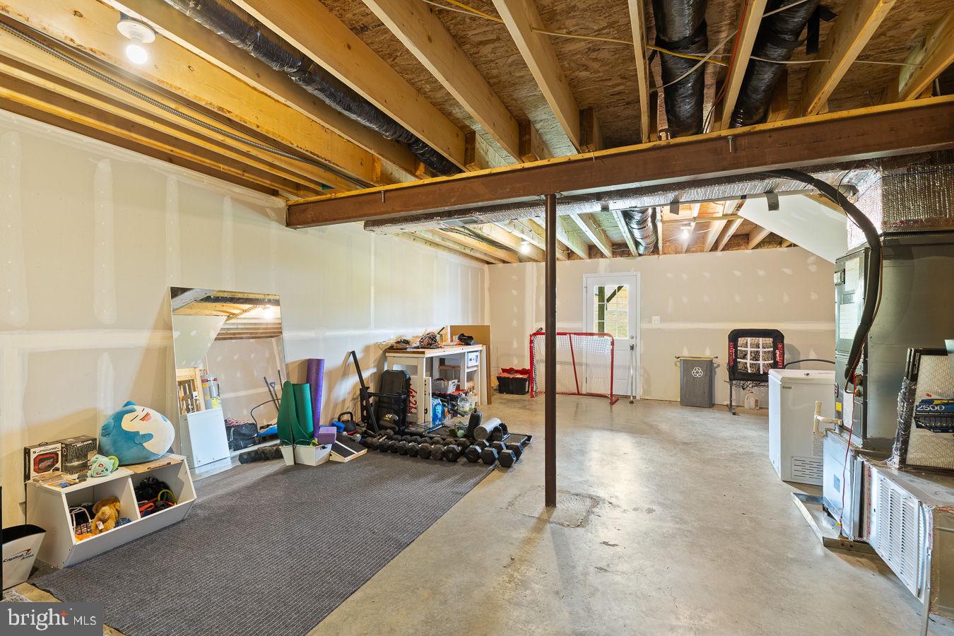 CEDAR SPRING - Residential