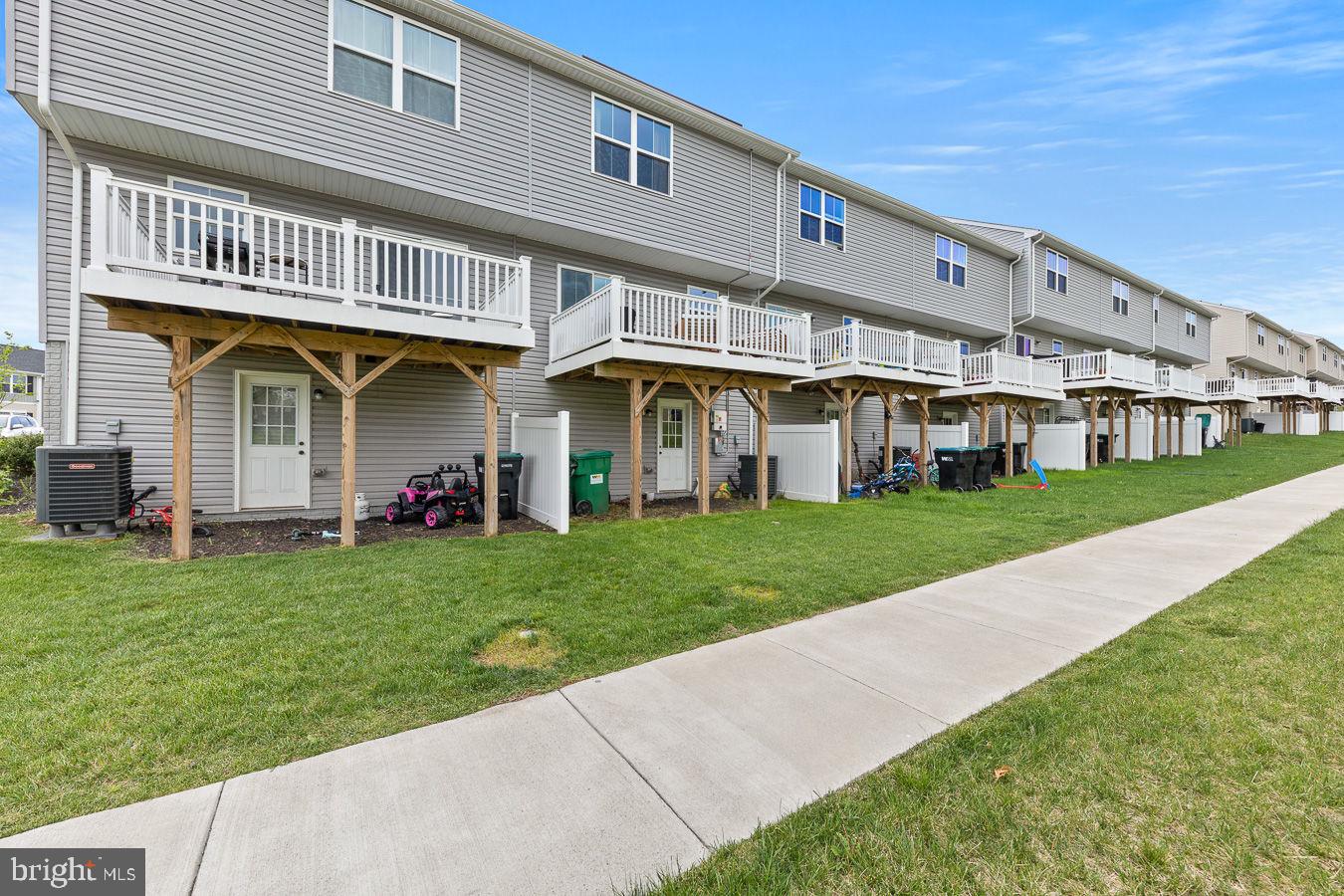 CEDAR SPRING - Residential