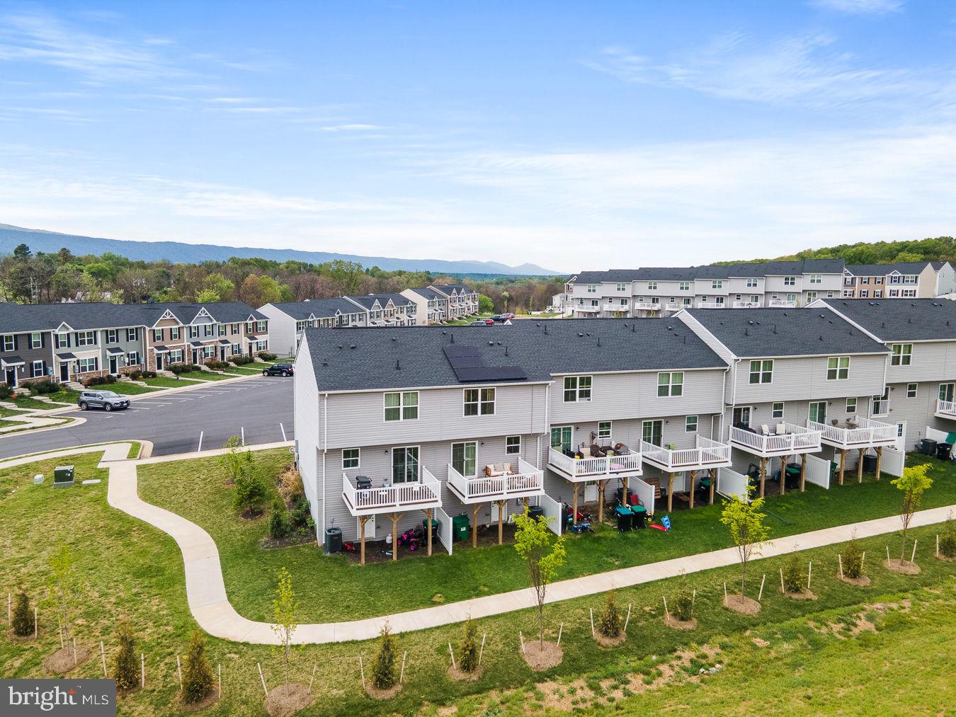 CEDAR SPRING - Residential