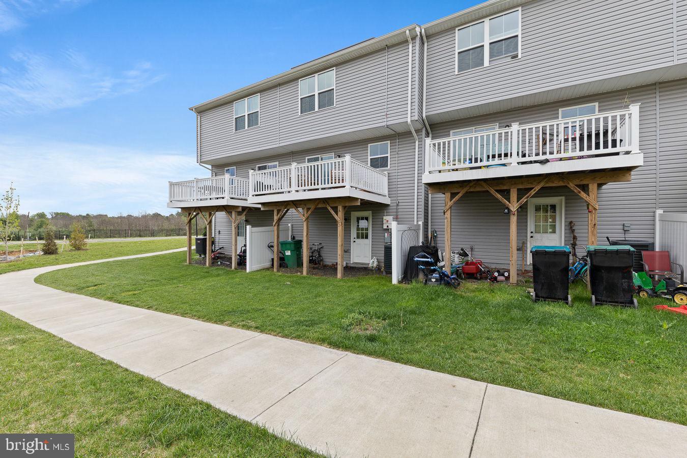 CEDAR SPRING - Residential