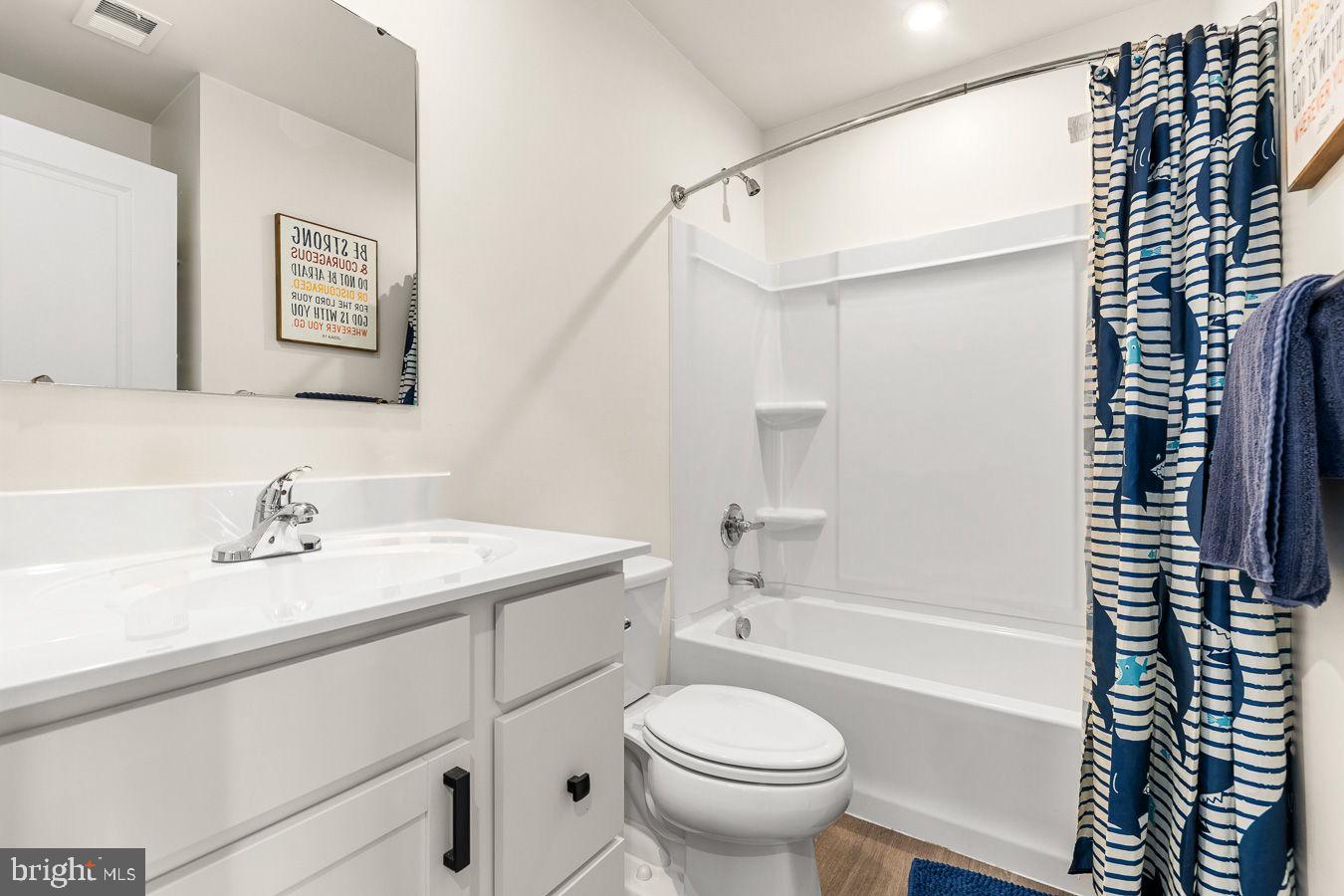 CEDAR SPRING - Residential