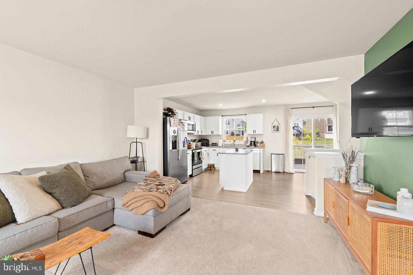 CEDAR SPRING - Residential