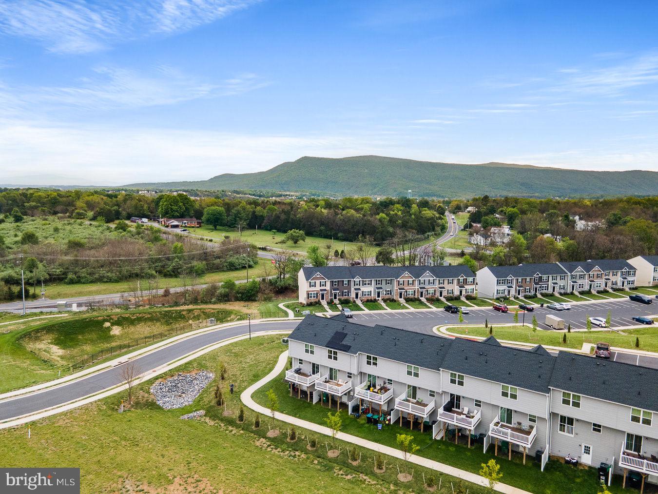 CEDAR SPRING - Residential