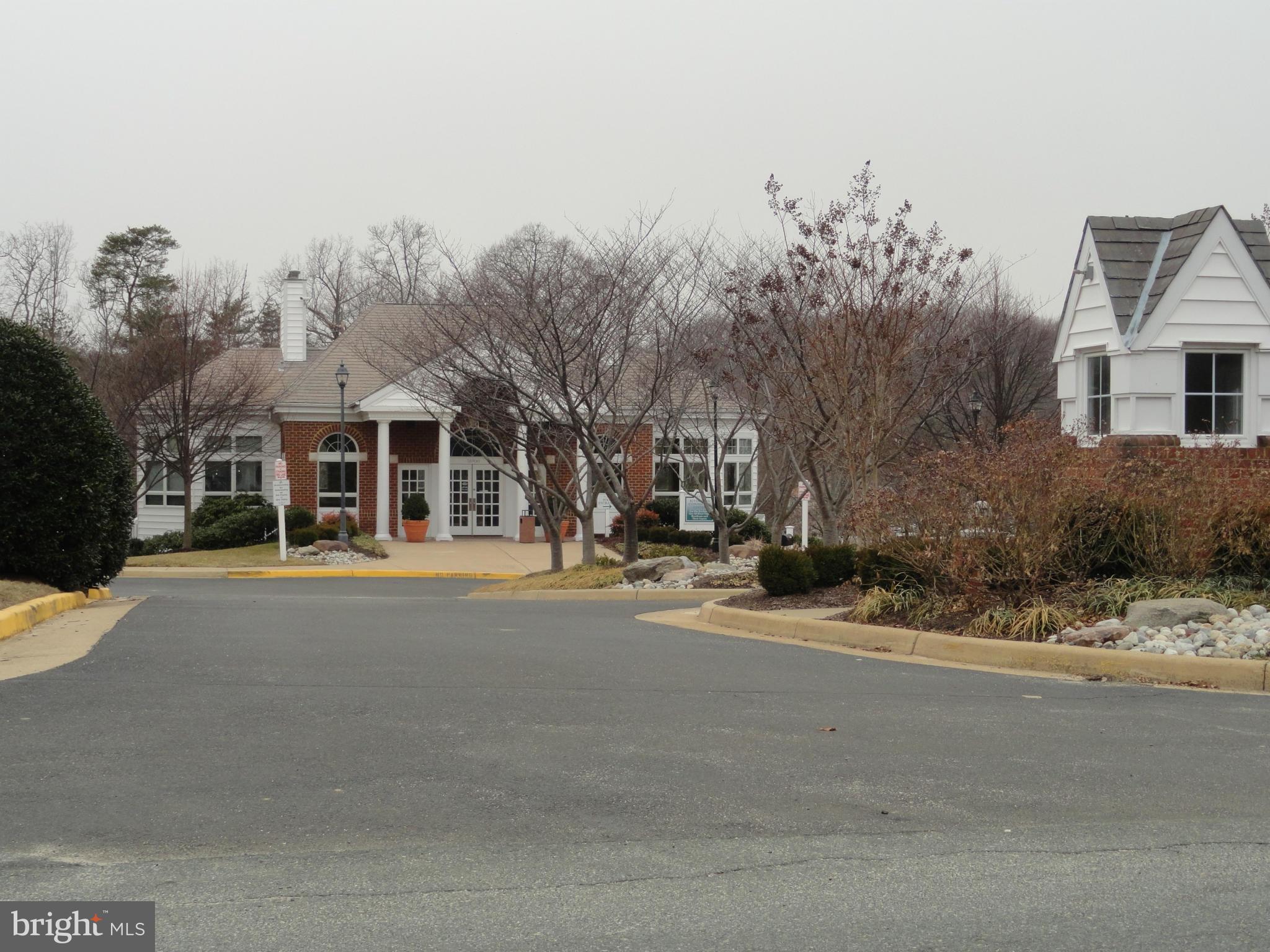 RIVER OAKS - Residential