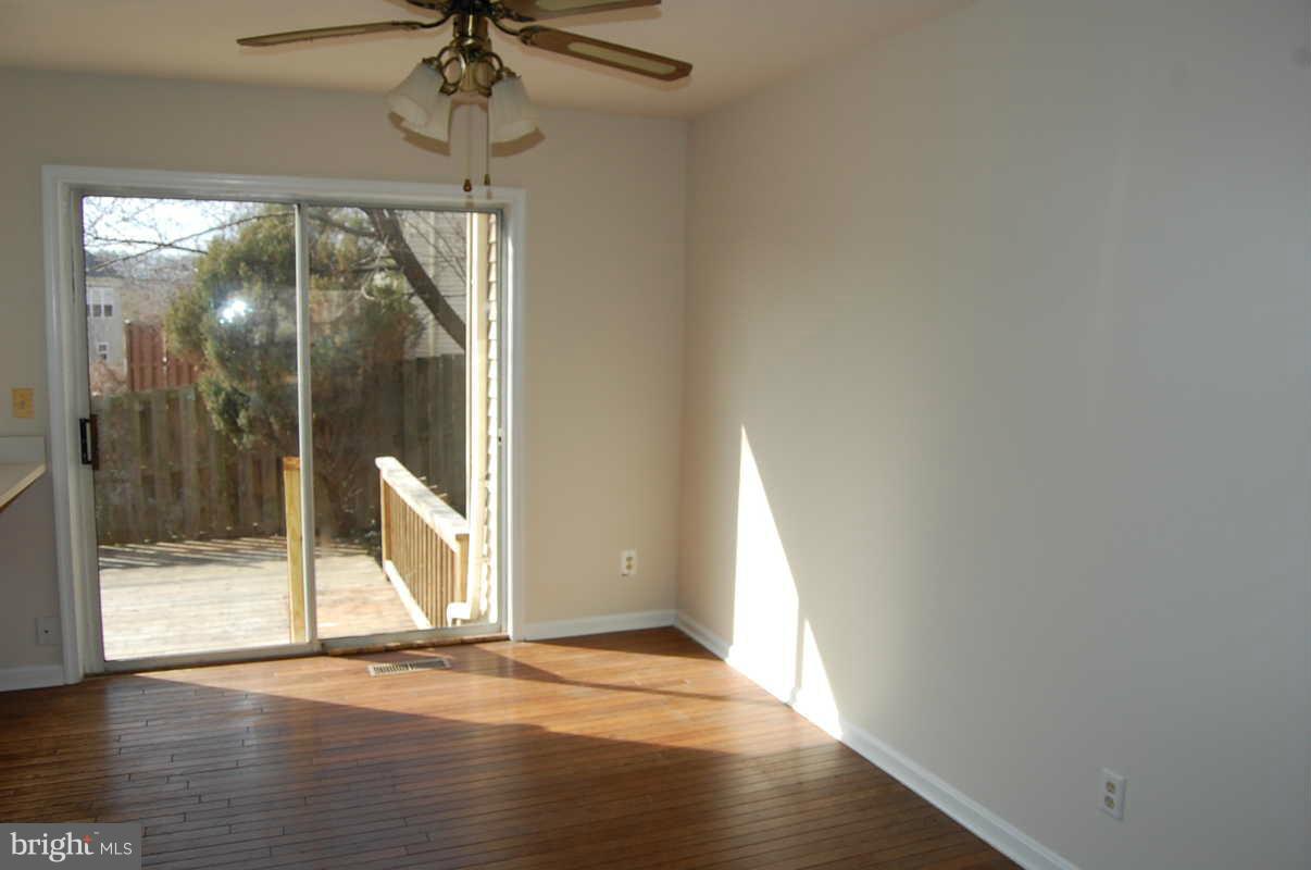 RIVER OAKS - Residential