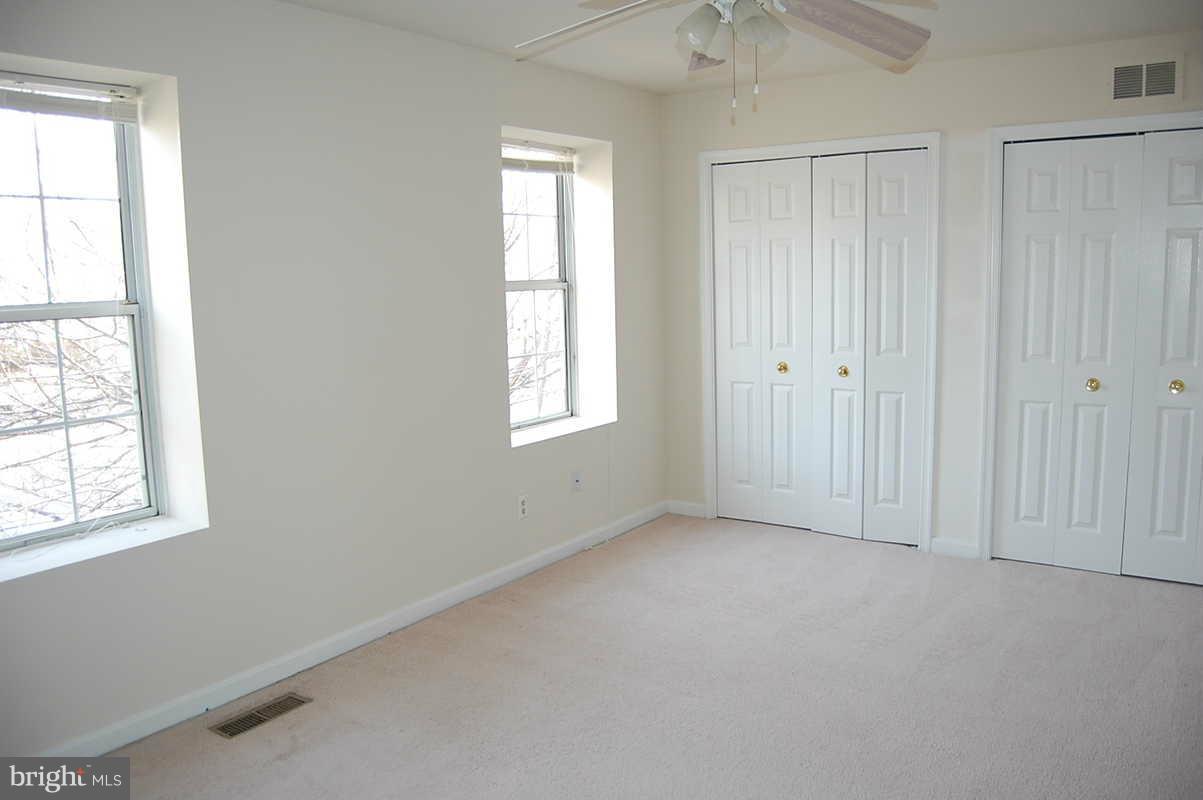 RIVER OAKS - Residential