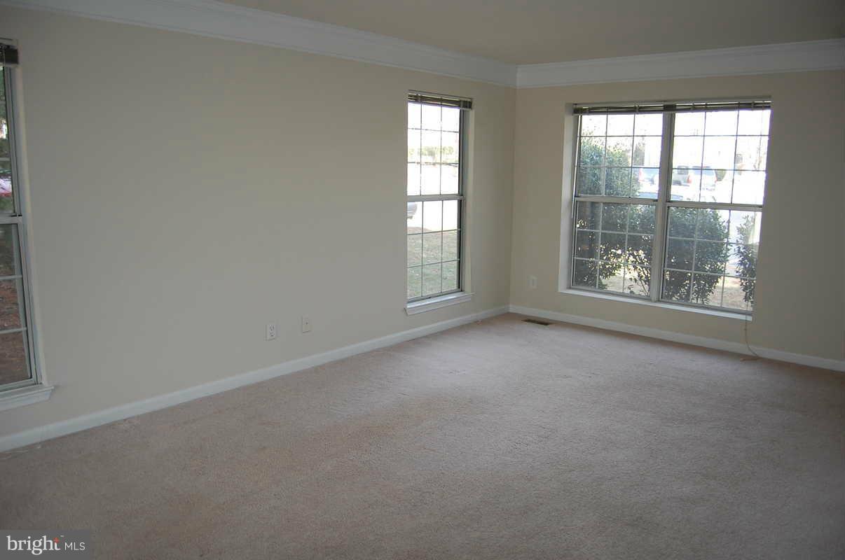 RIVER OAKS - Residential