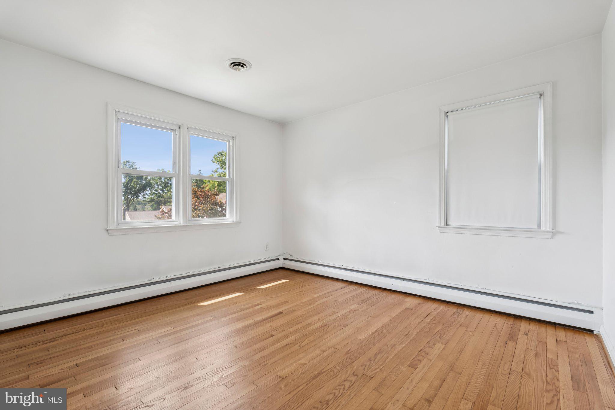 KNOLLWOOD - Residential
