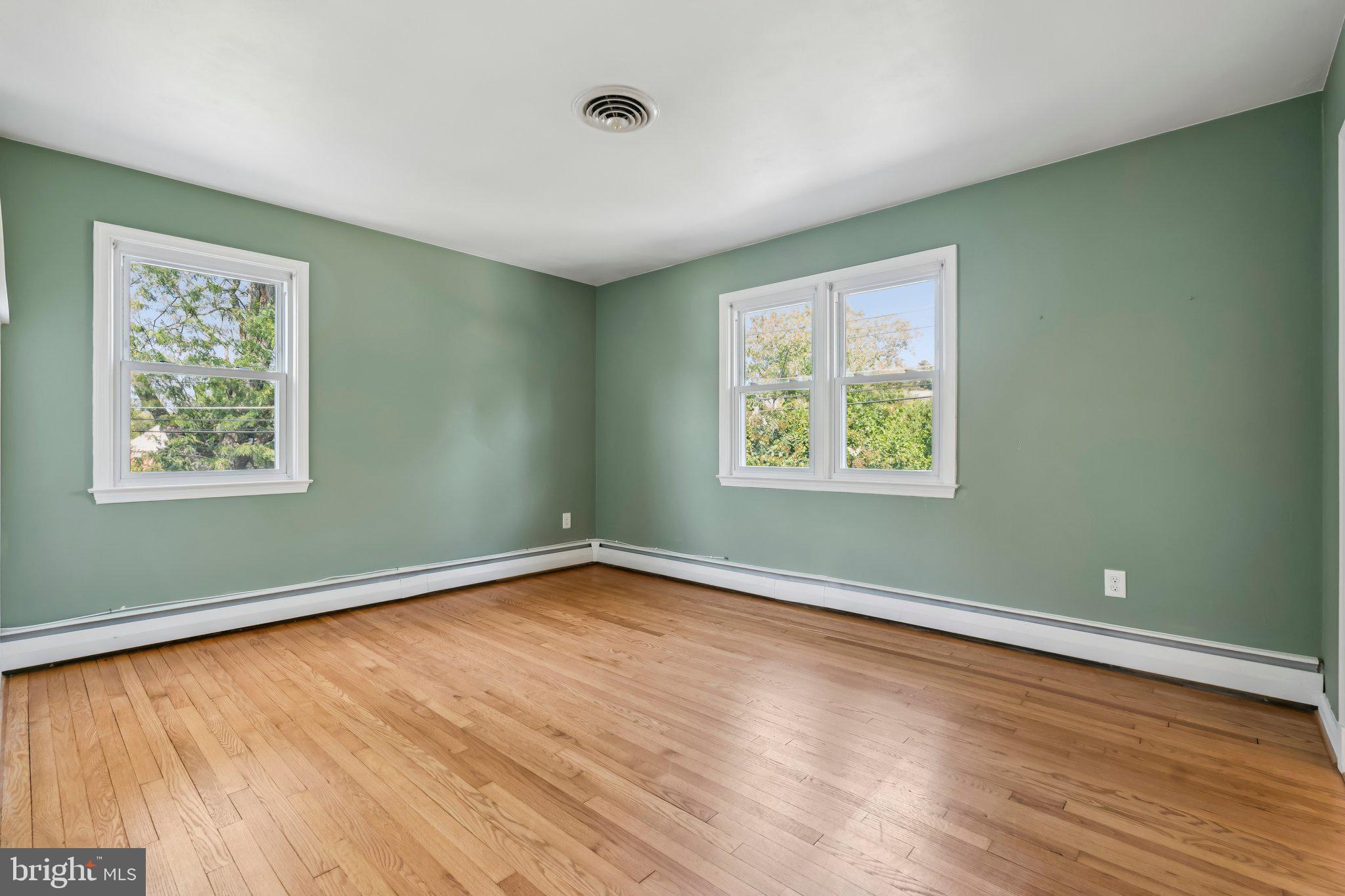 KNOLLWOOD - Residential