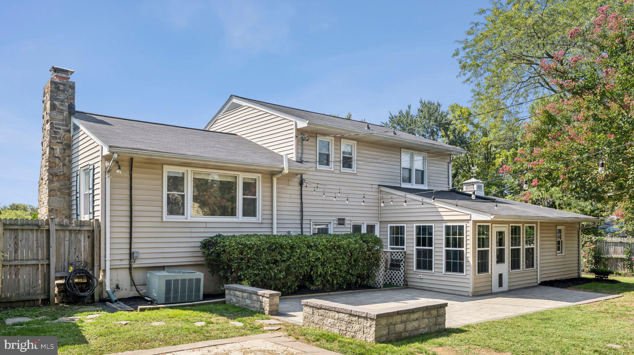 KNOLLWOOD - Residential