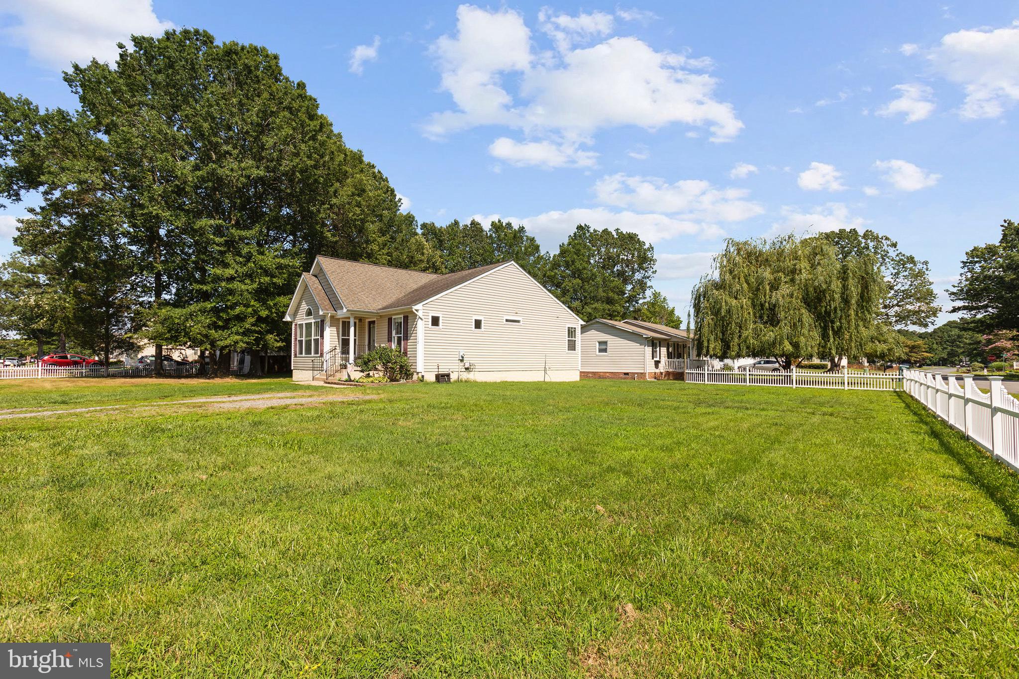RIVERSIDE MEADOWS - Residential