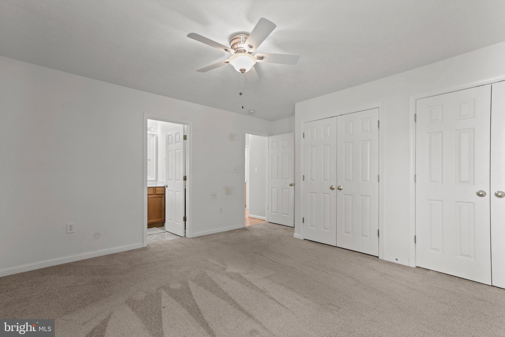 RIVERSIDE MEADOWS - Residential