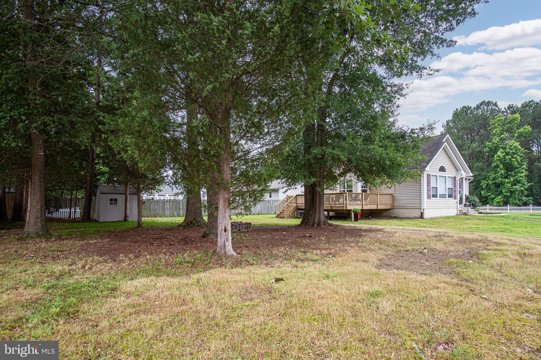 RIVERSIDE MEADOWS - Residential