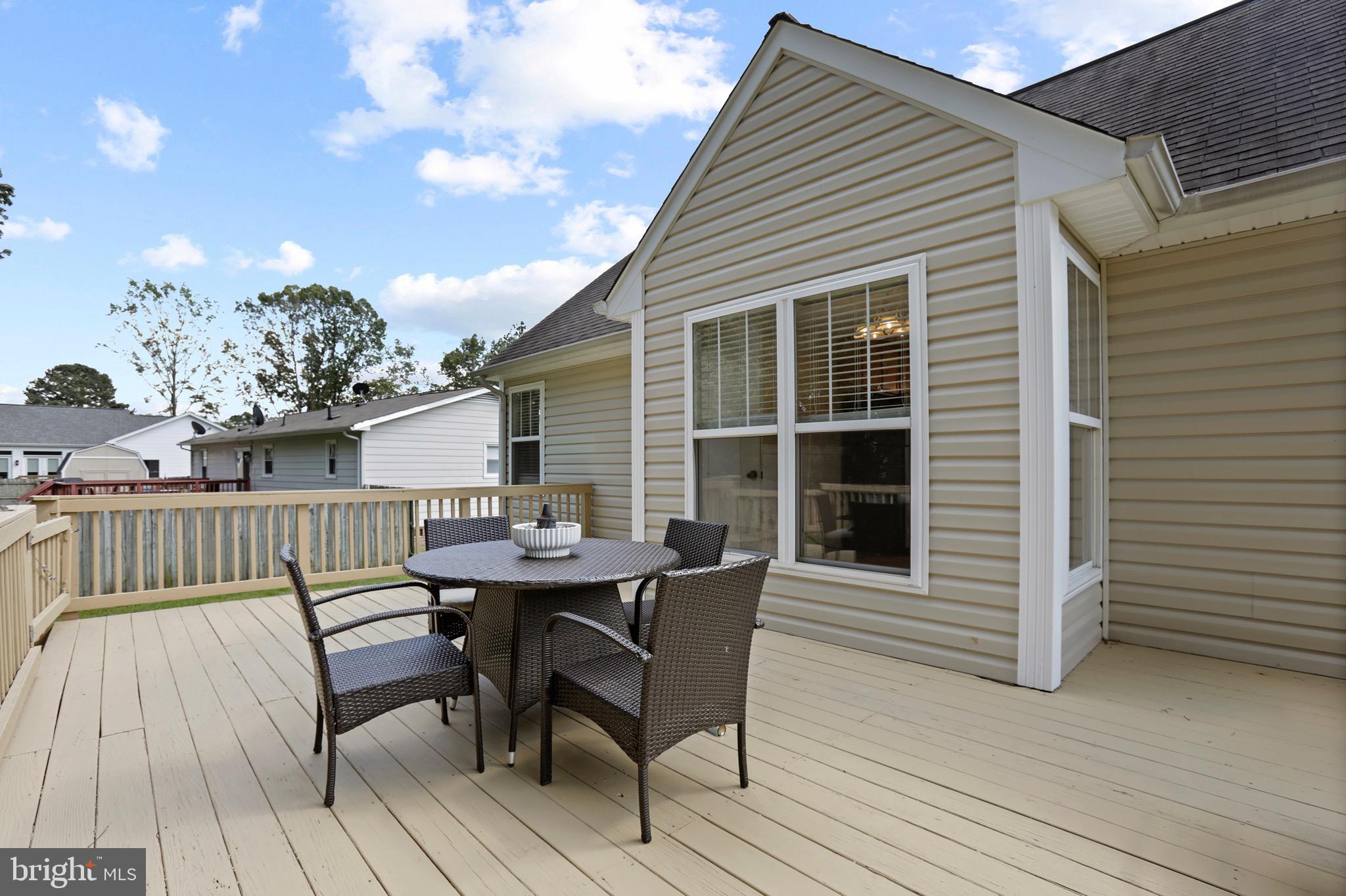 RIVERSIDE MEADOWS - Residential
