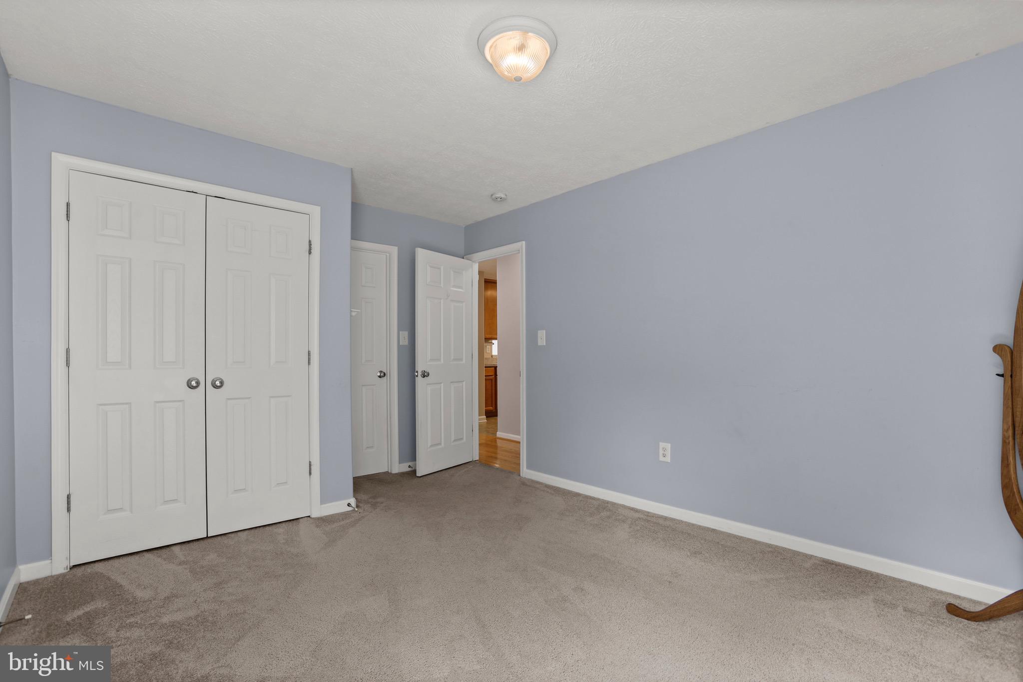 RIVERSIDE MEADOWS - Residential