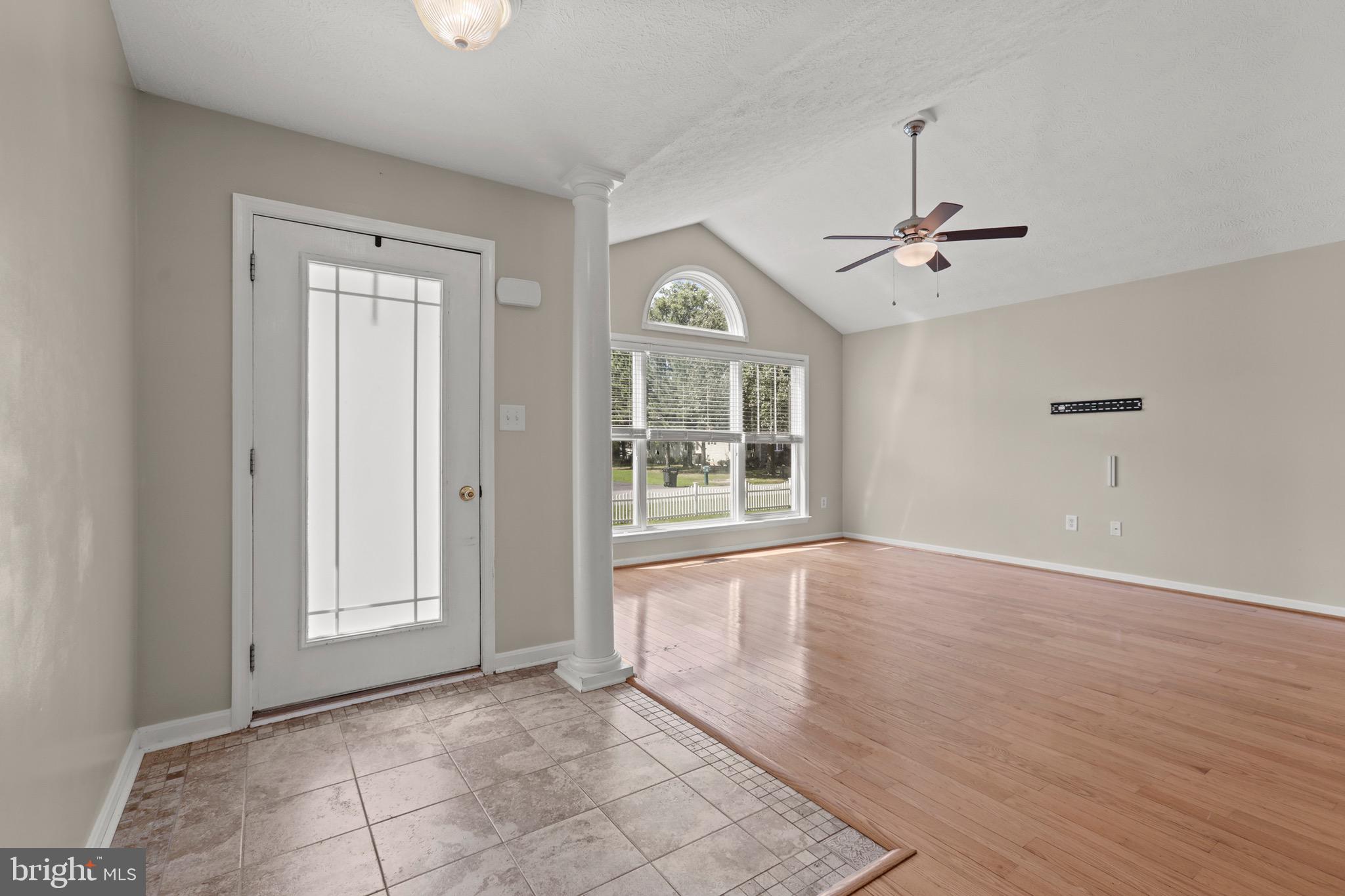 RIVERSIDE MEADOWS - Residential