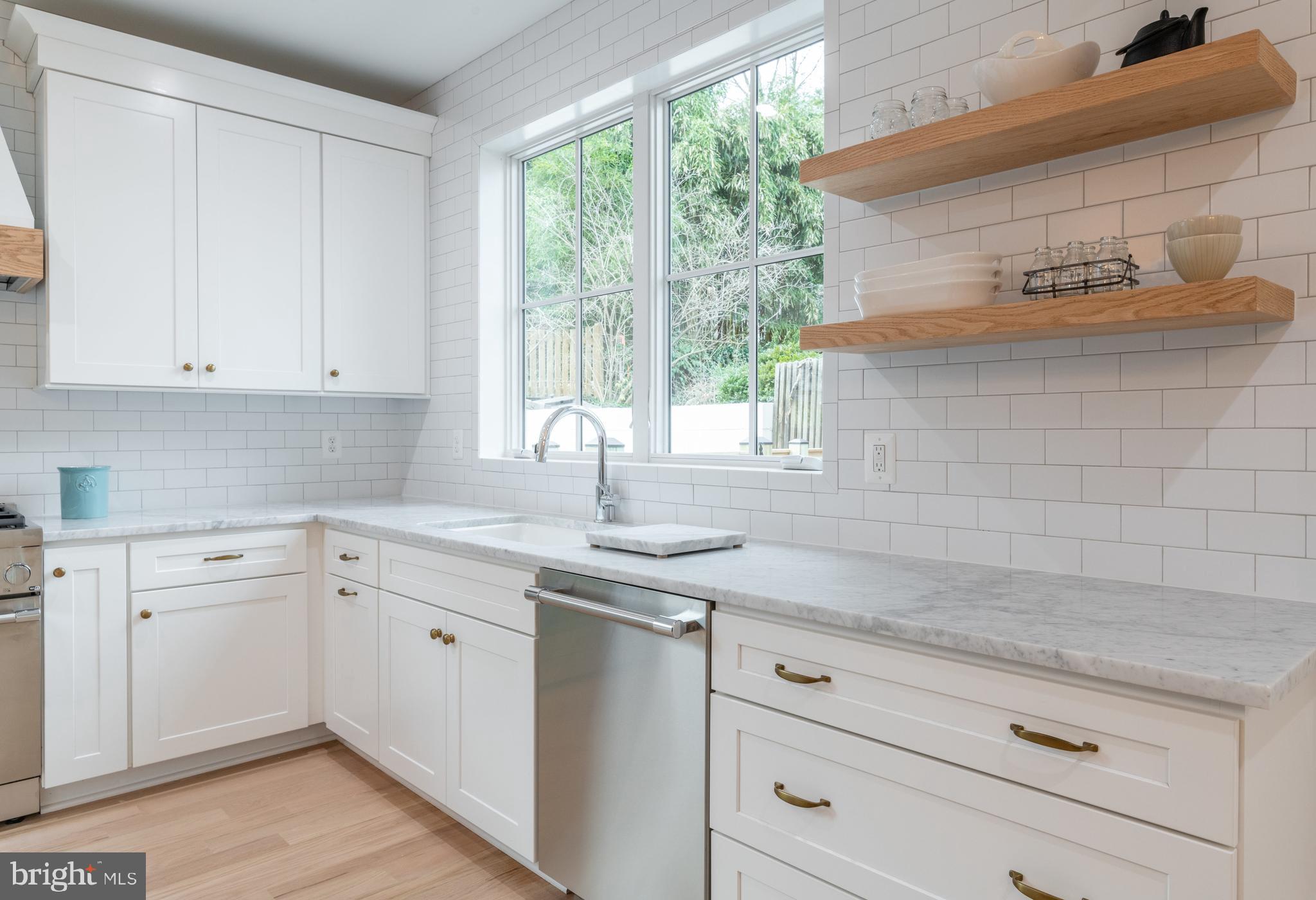 MONTICELLO PARK - Residential