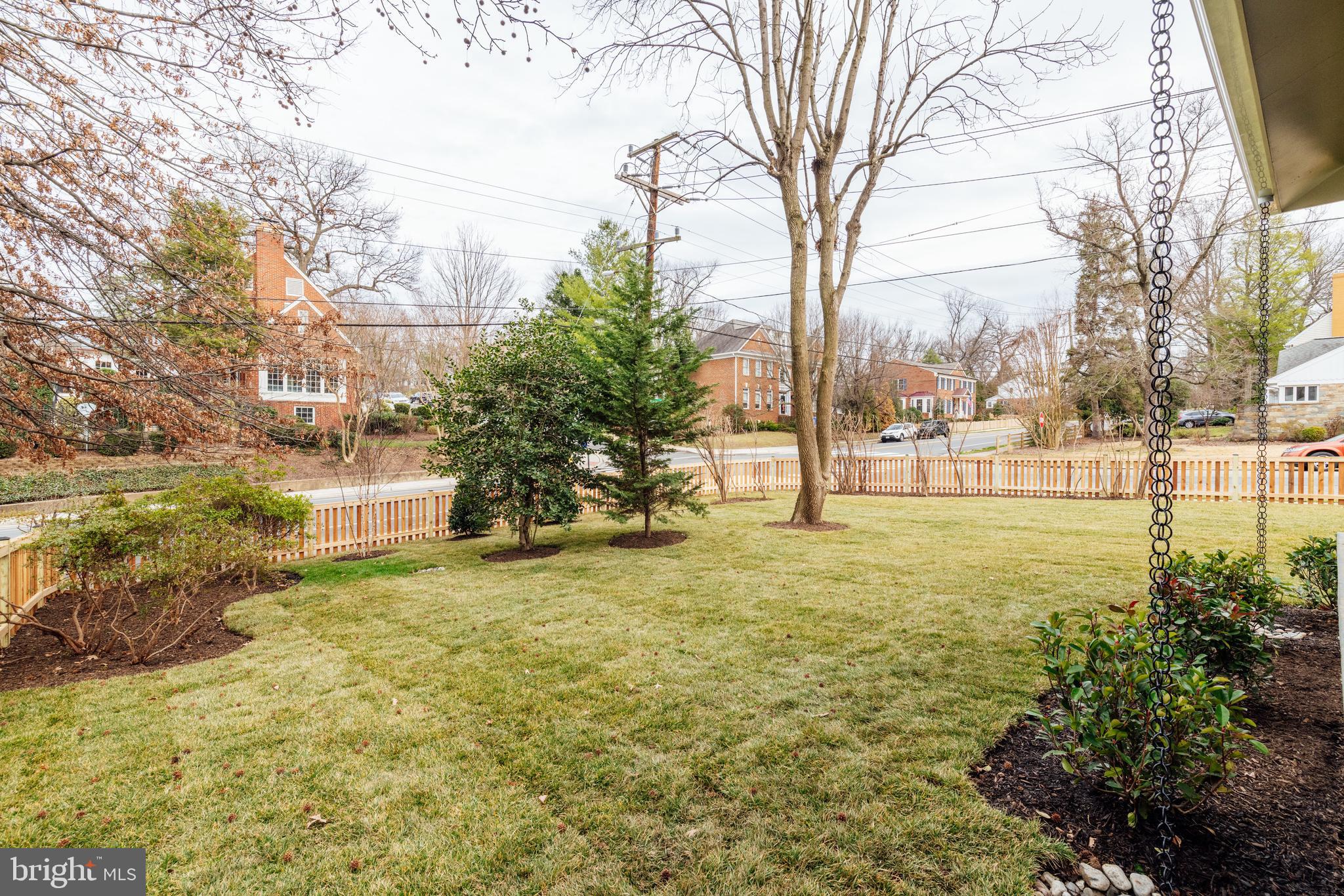 MONTICELLO PARK - Residential