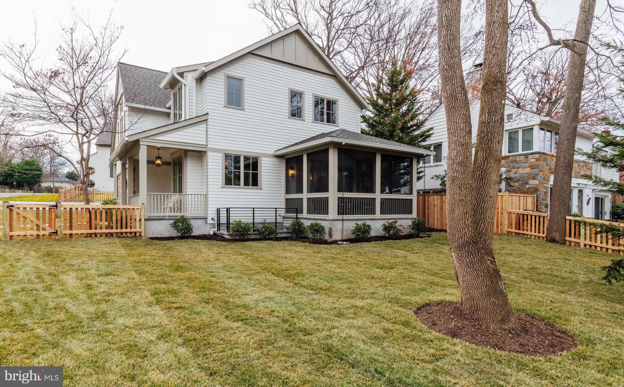 MONTICELLO PARK - Residential