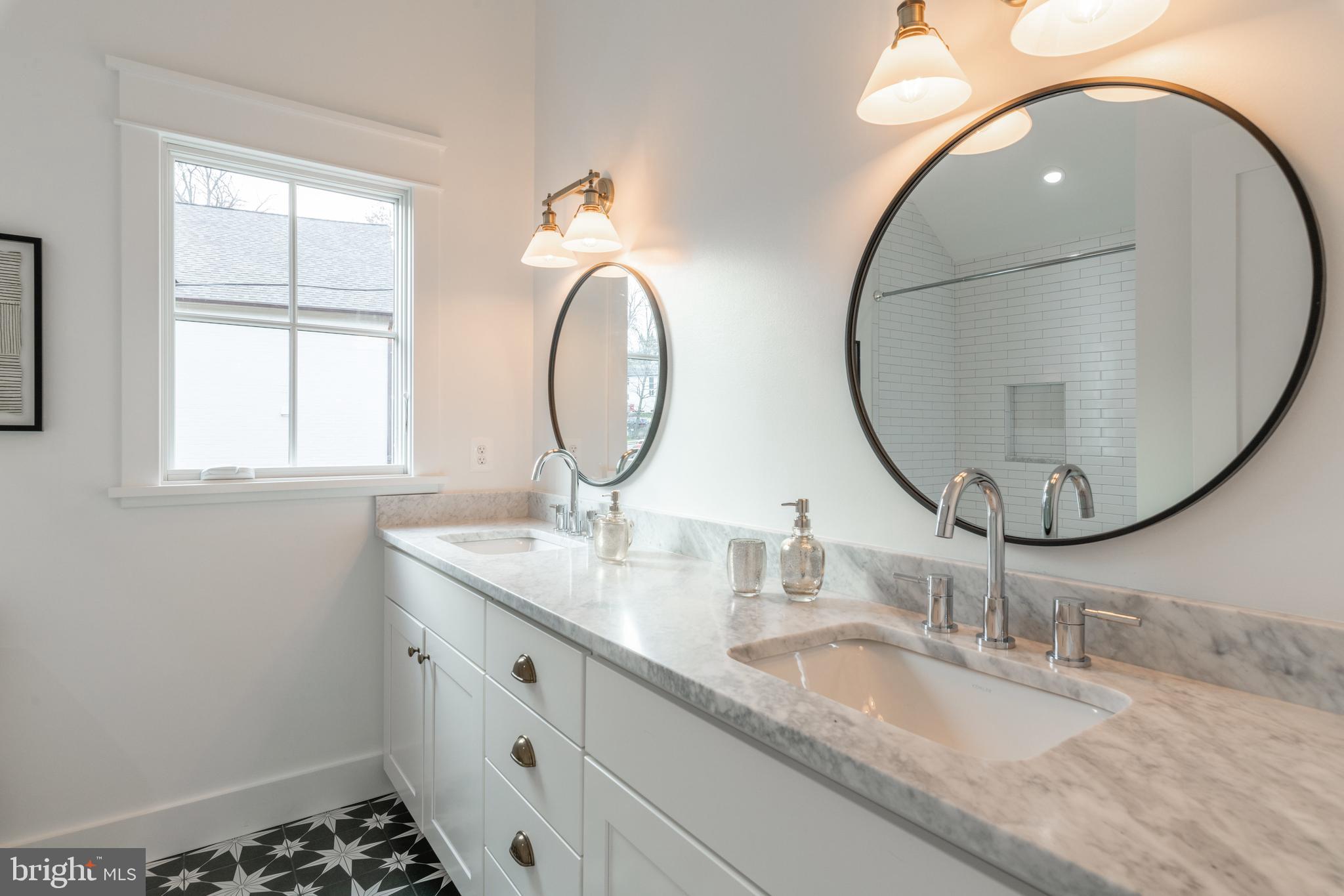 MONTICELLO PARK - Residential