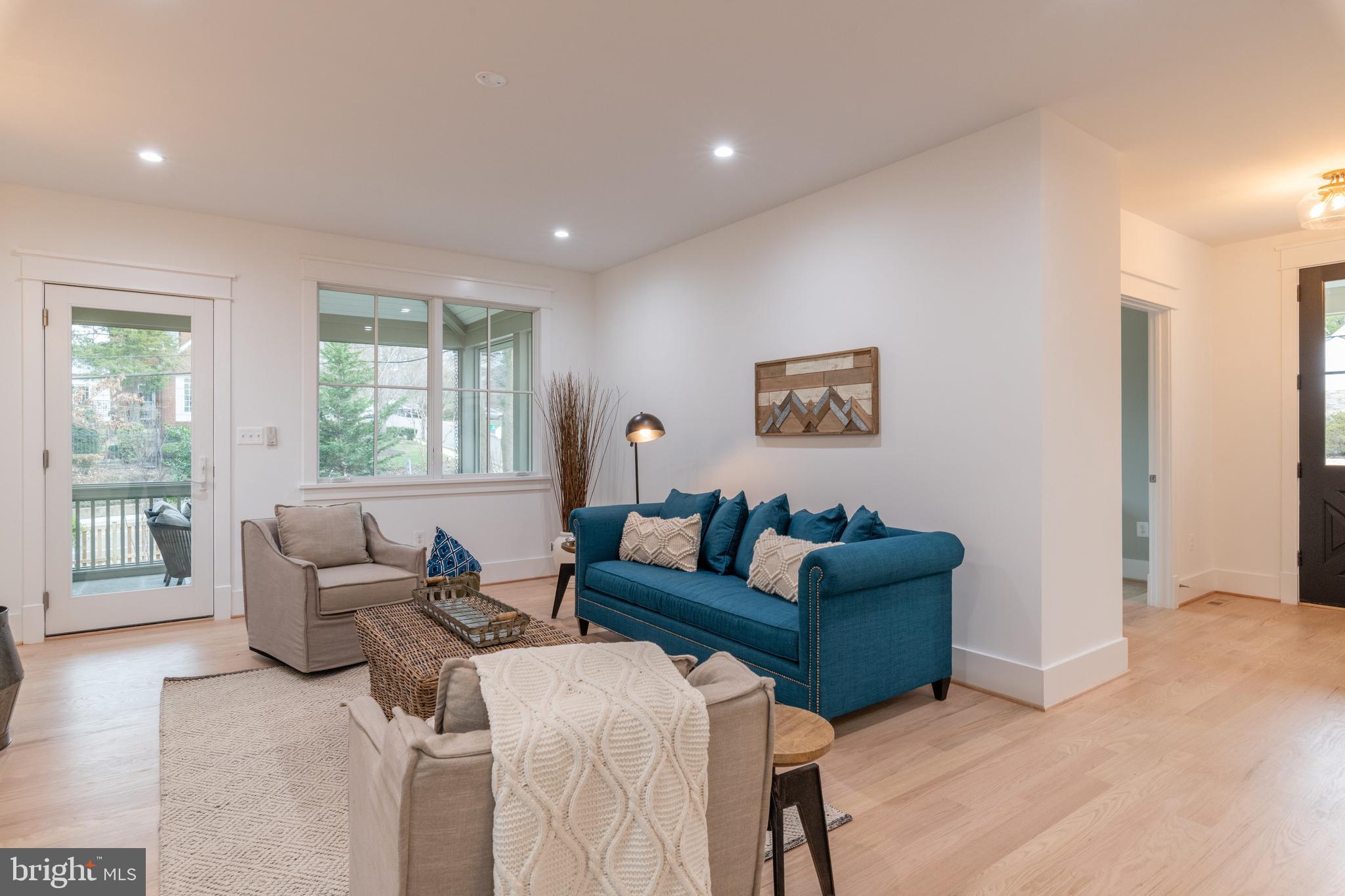 MONTICELLO PARK - Residential