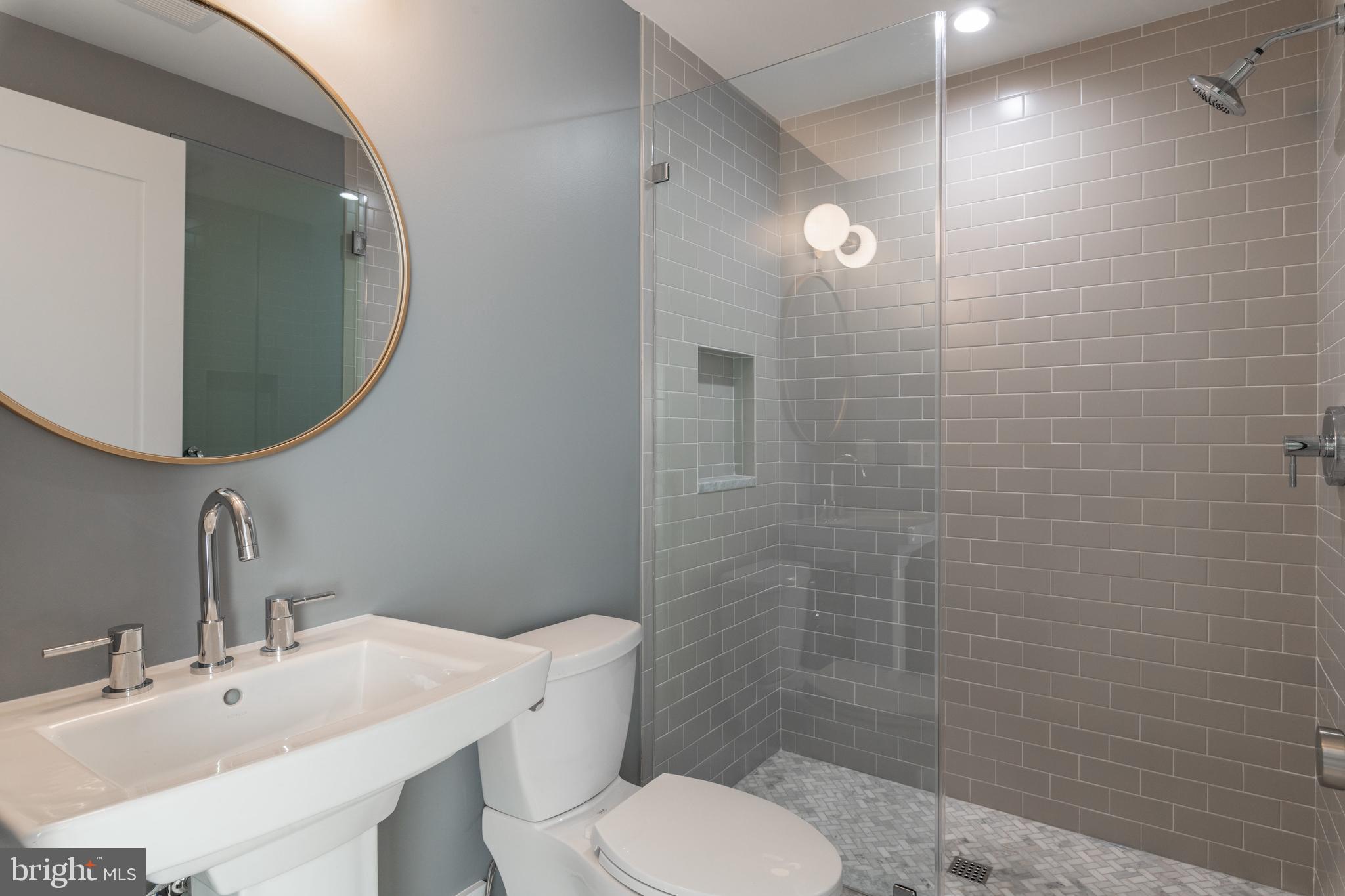 MONTICELLO PARK - Residential