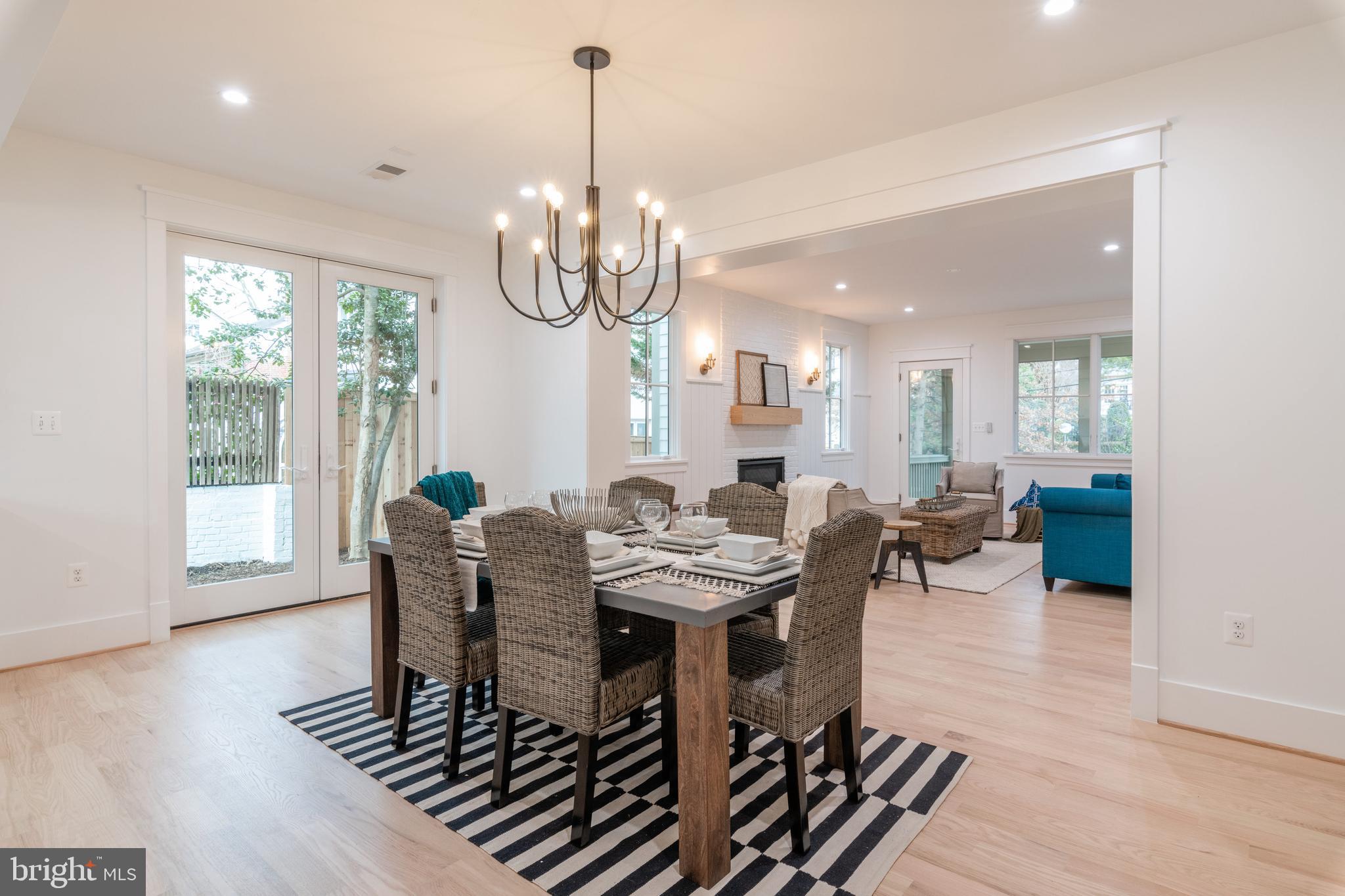 MONTICELLO PARK - Residential