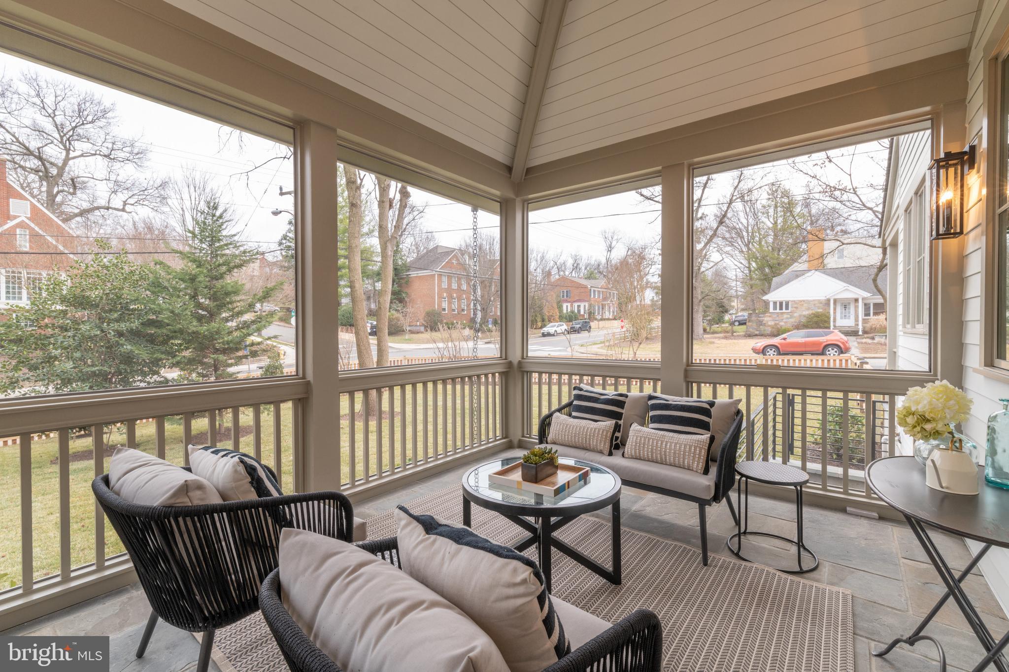 MONTICELLO PARK - Residential