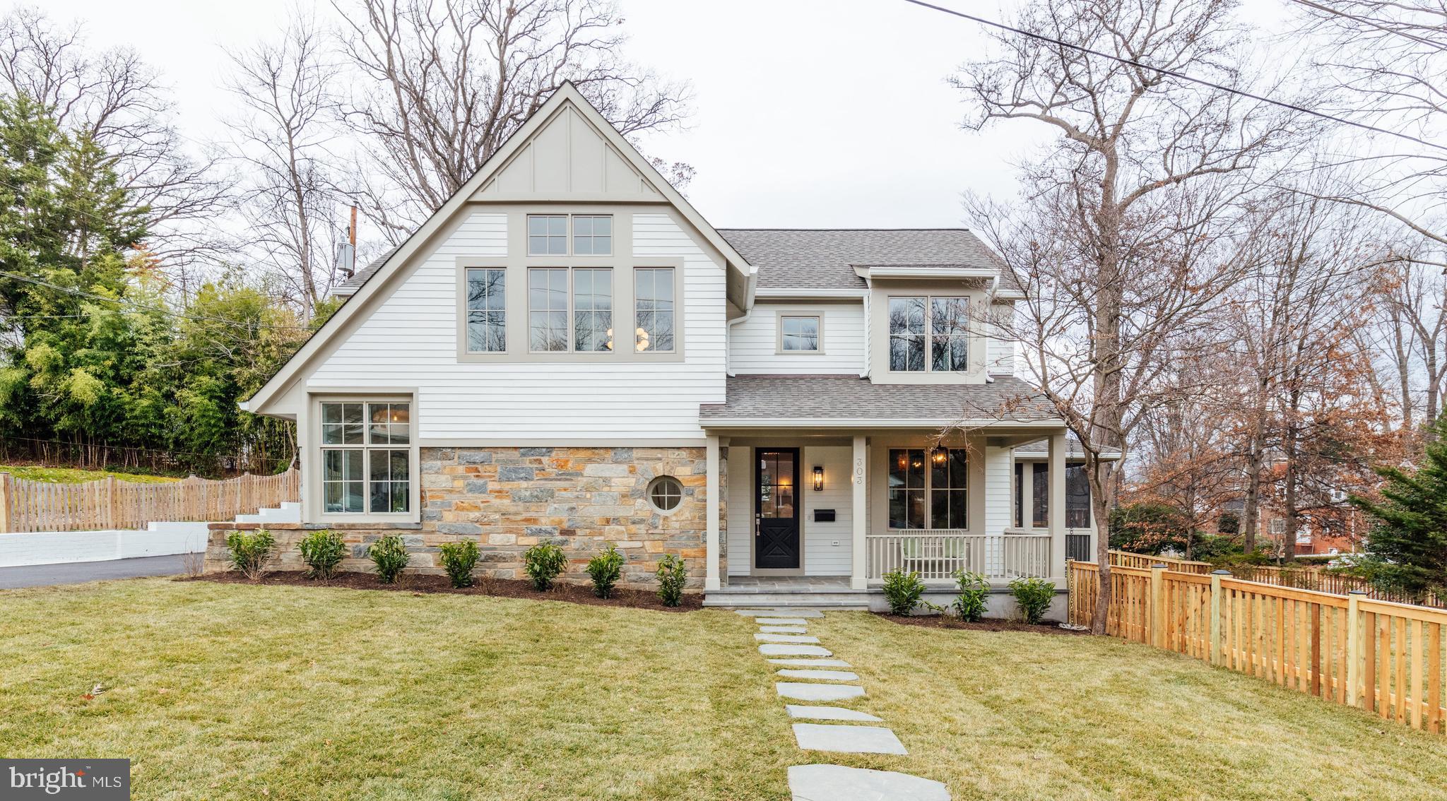 MONTICELLO PARK - Residential