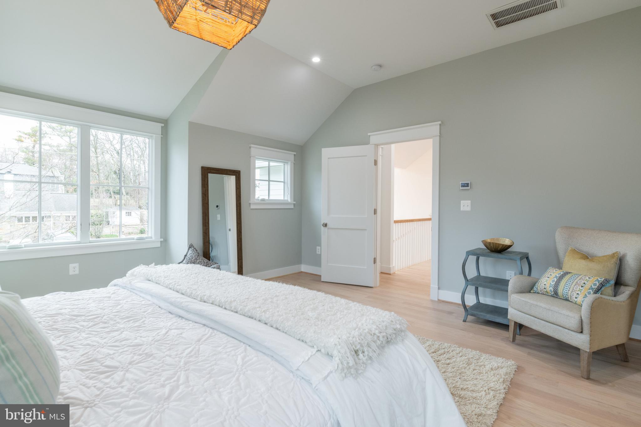 MONTICELLO PARK - Residential