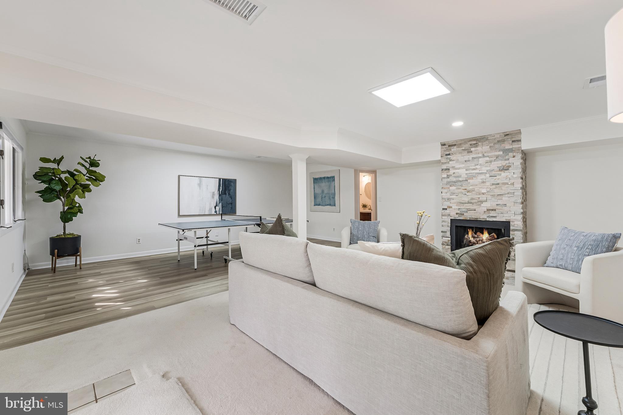 CEDAR COVE - Residential