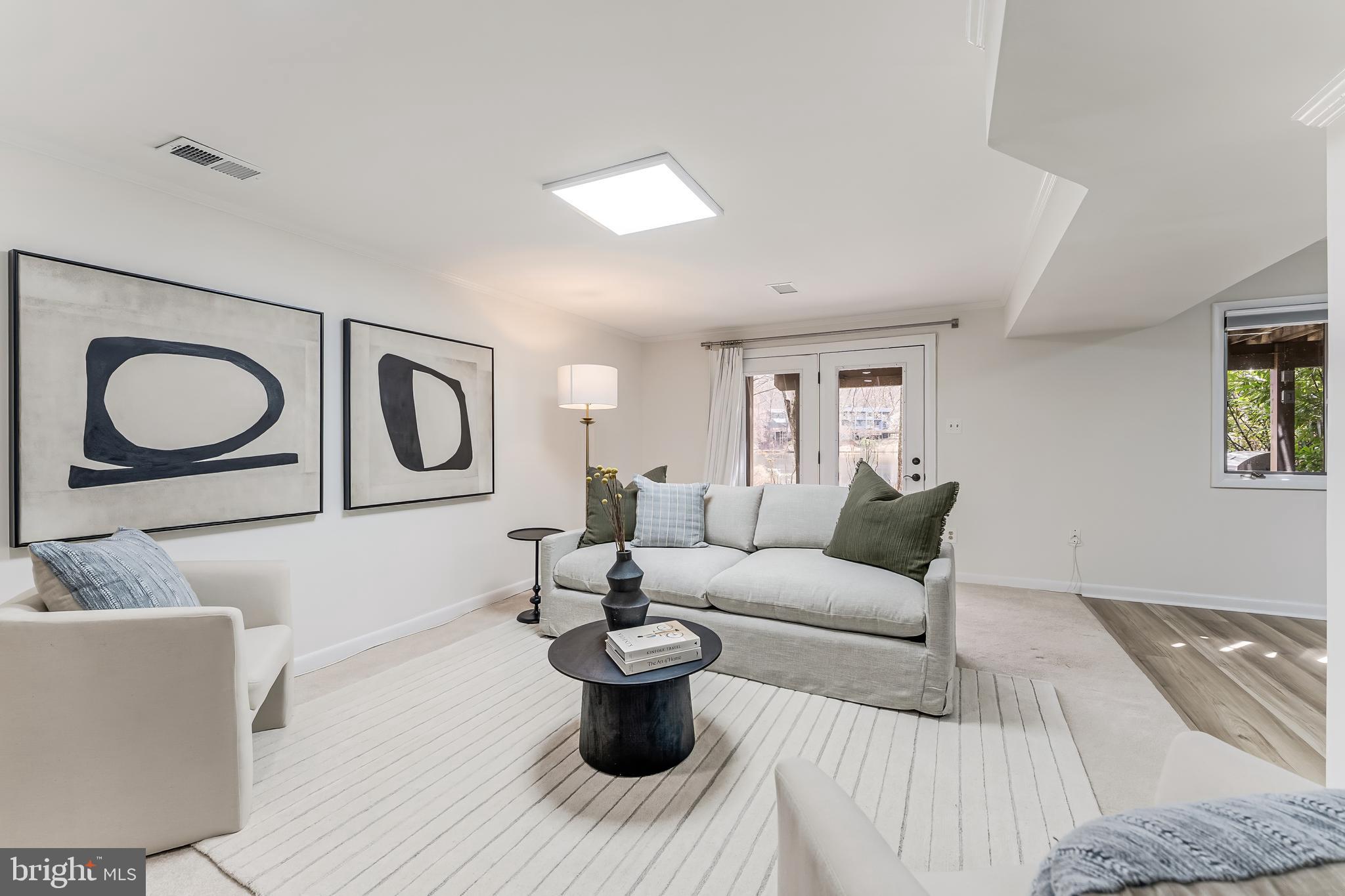 CEDAR COVE - Residential