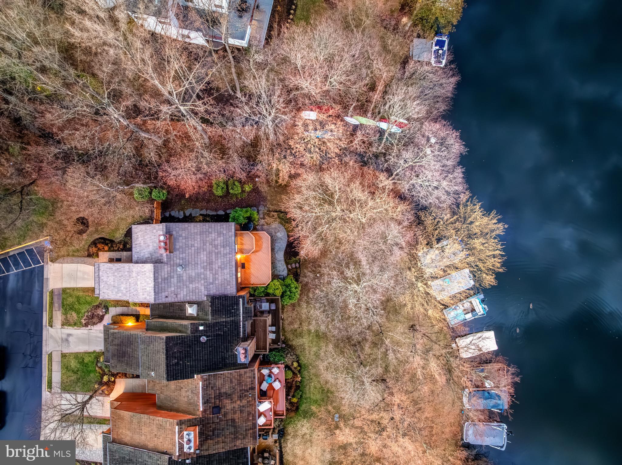 CEDAR COVE - Residential