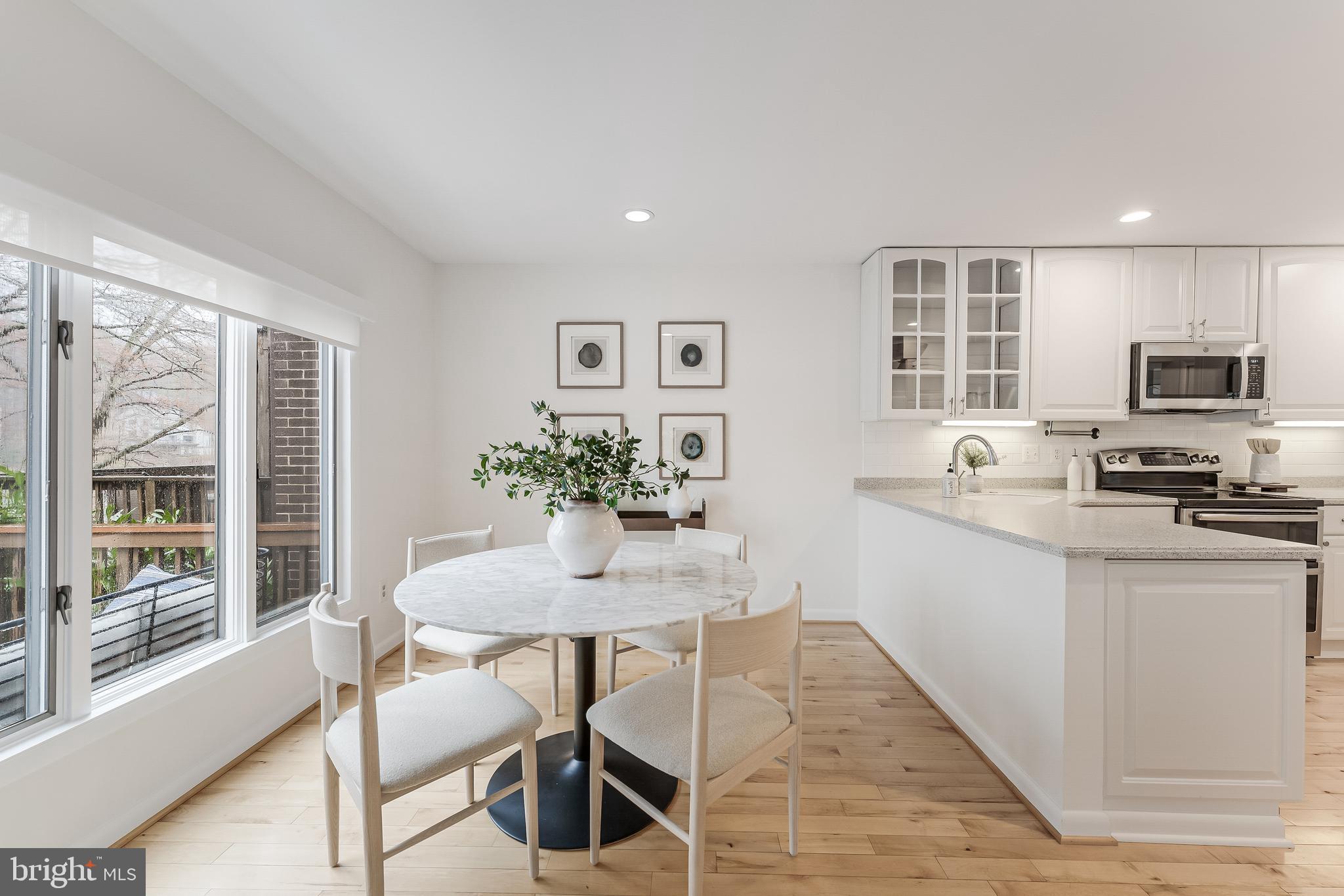 CEDAR COVE - Residential