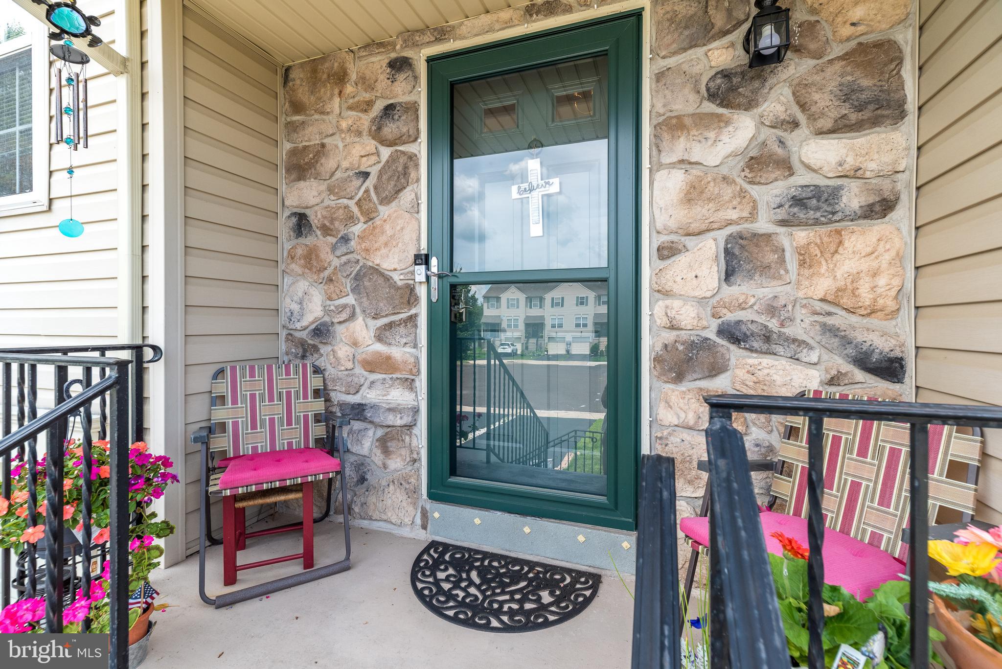 144 STRAWBERRY LANE