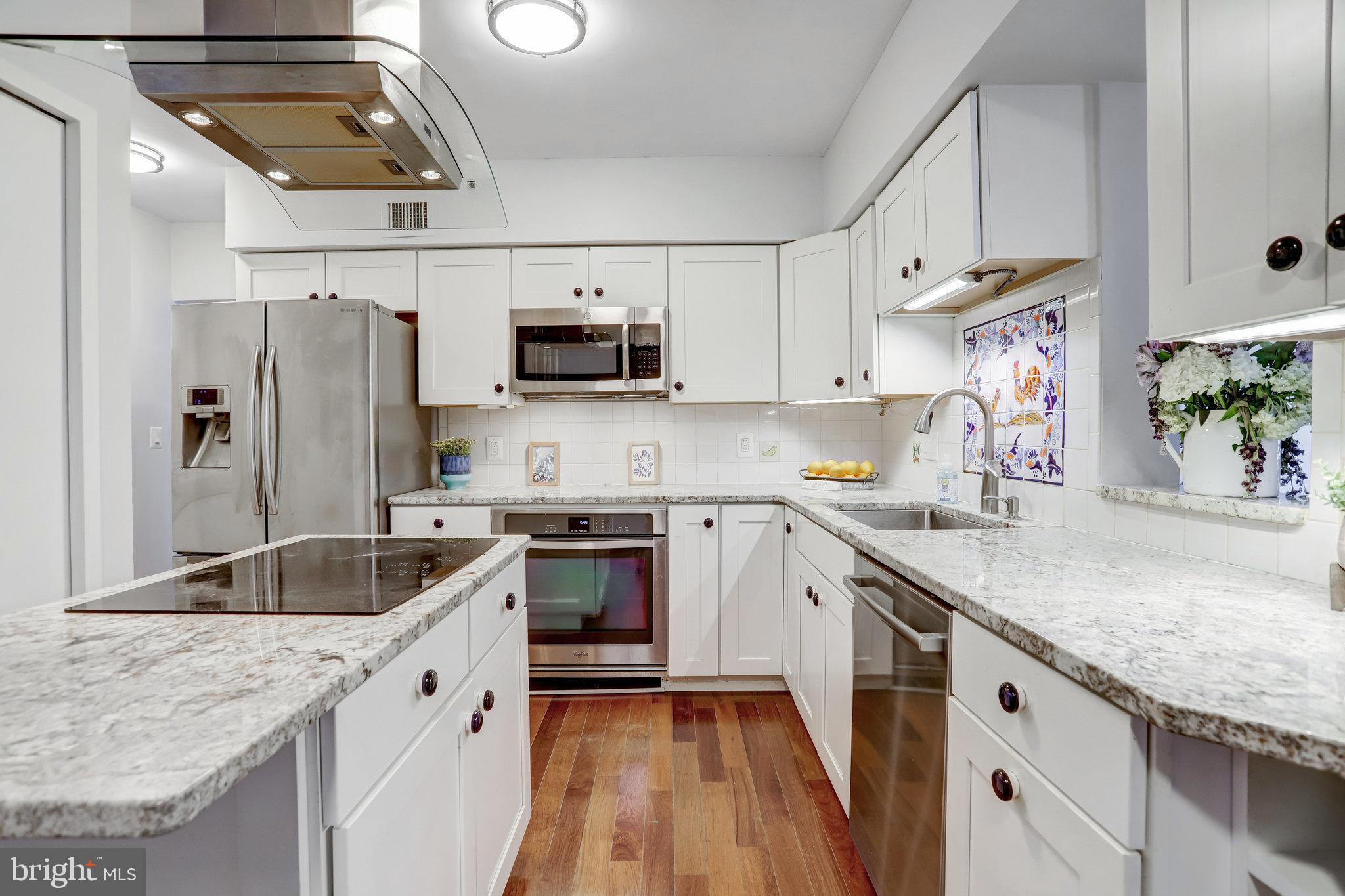 CRYSTAL GATEWAY - Residential