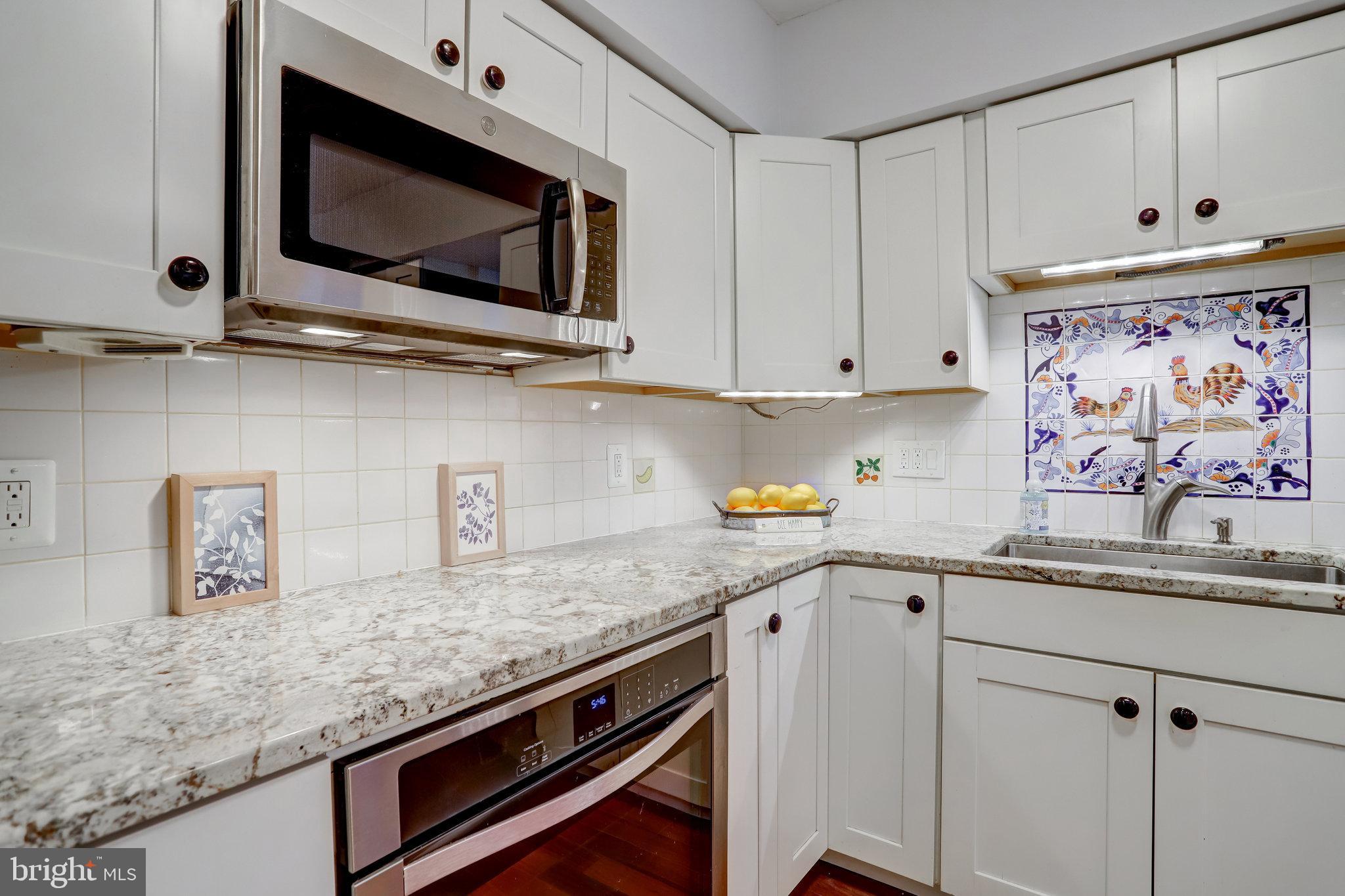 CRYSTAL GATEWAY - Residential