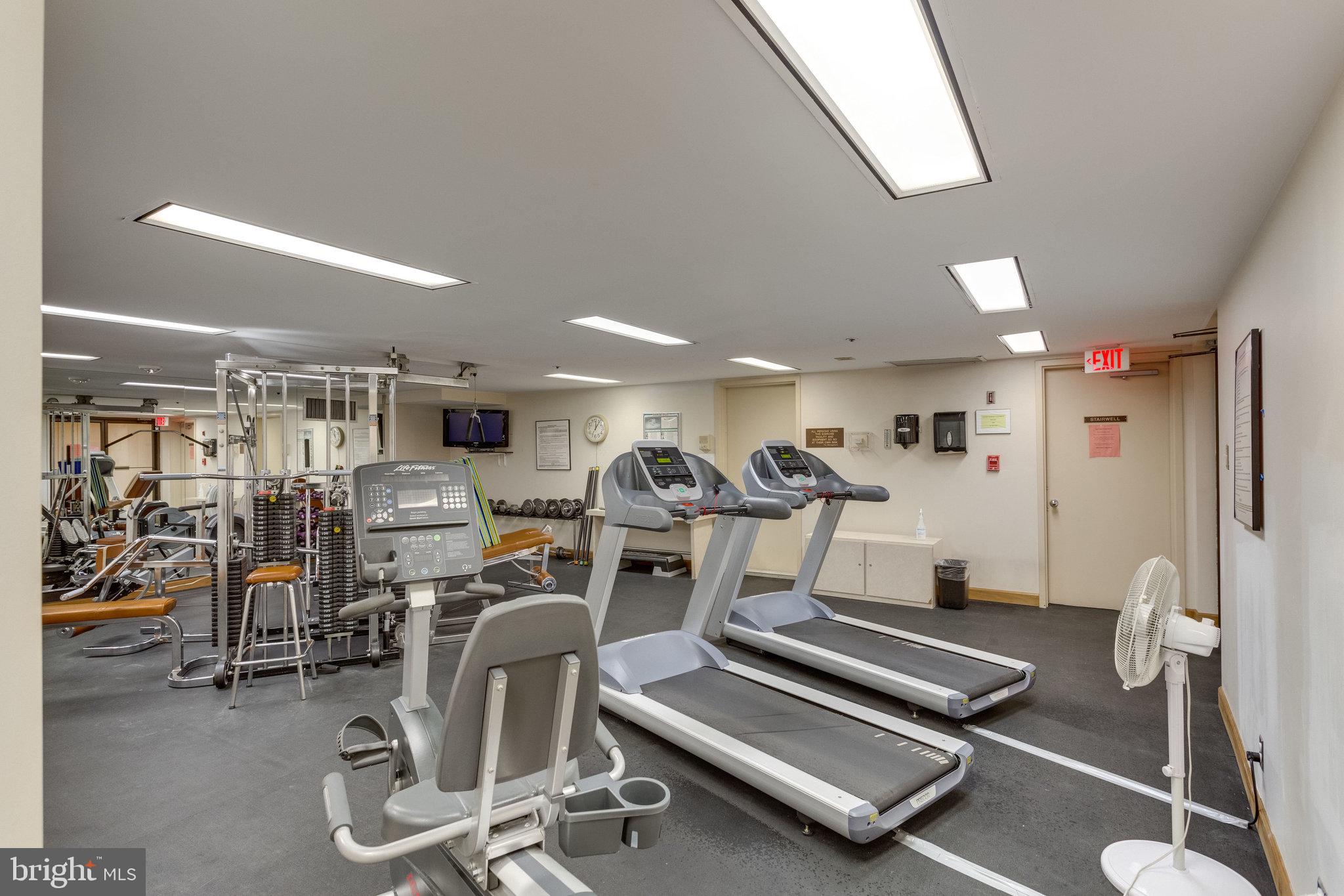 CRYSTAL GATEWAY - Residential