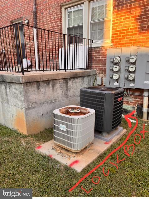 FAIRFAX VILLAGE - Residential