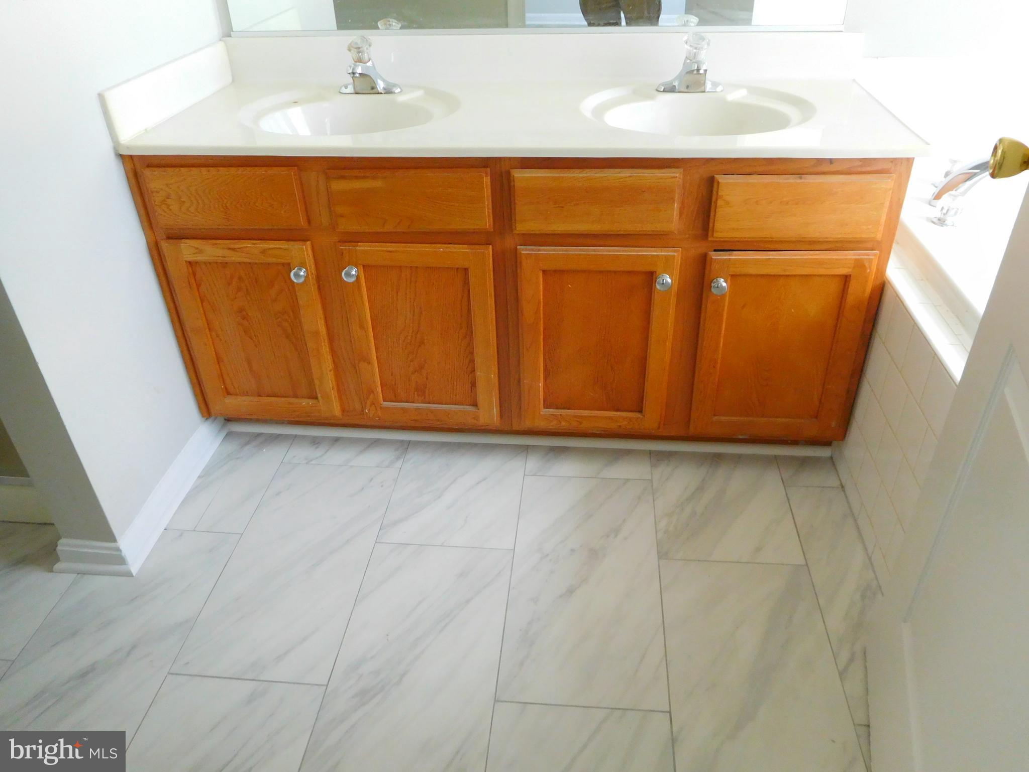 MCKENDREE - Residential Lease