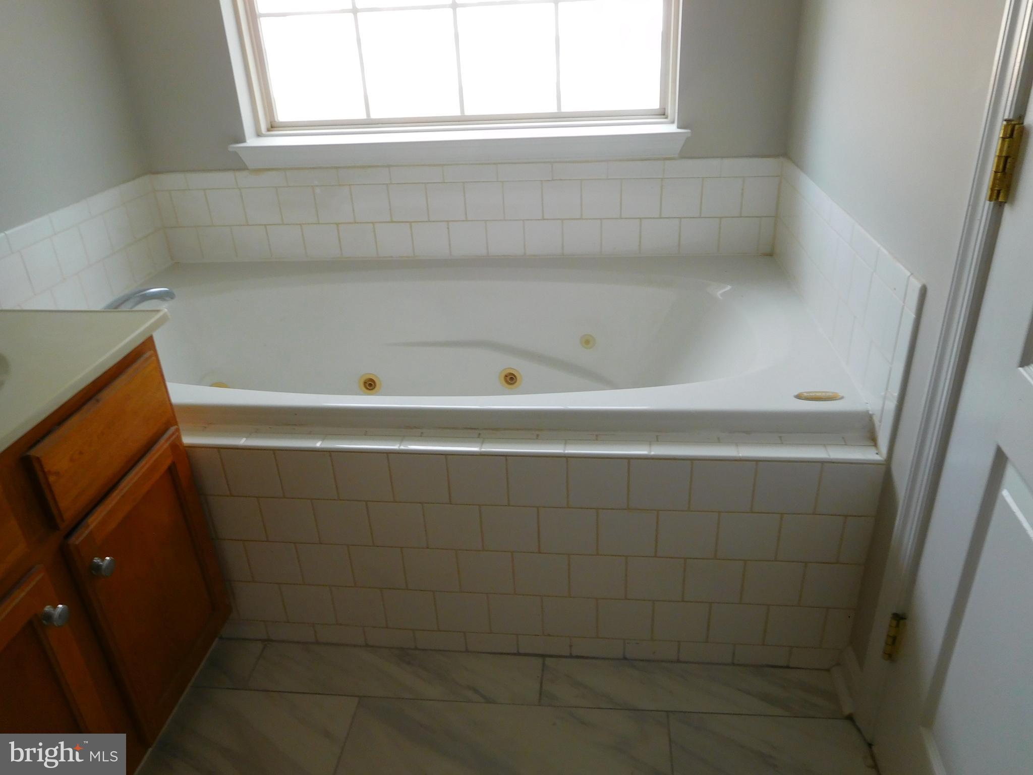 MCKENDREE - Residential Lease