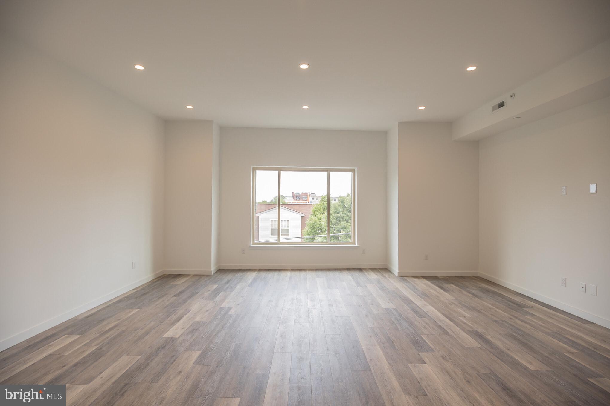 OLDE KENSINGTON - Residential Income