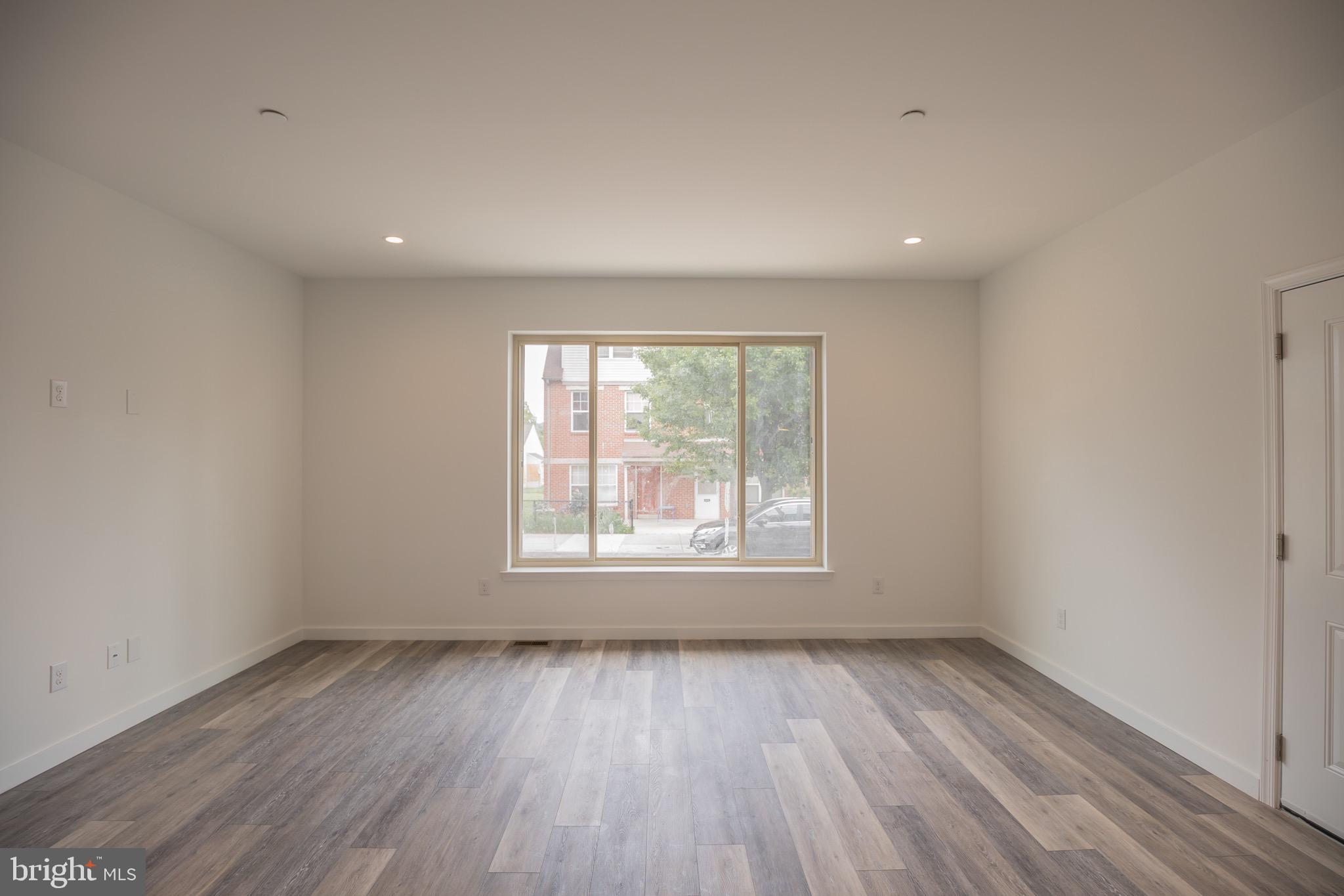 OLDE KENSINGTON - Residential Income