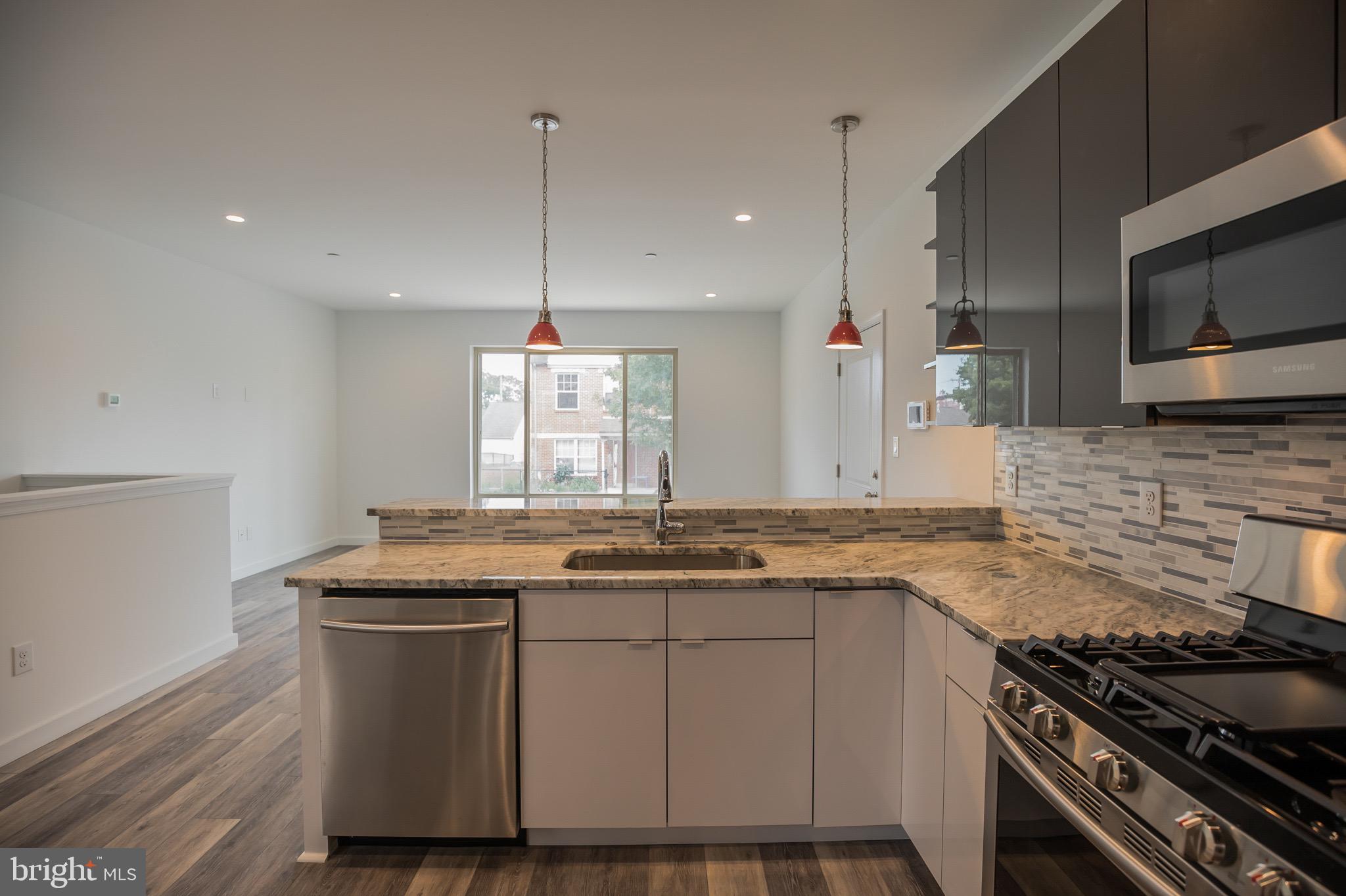 OLDE KENSINGTON - Residential Income