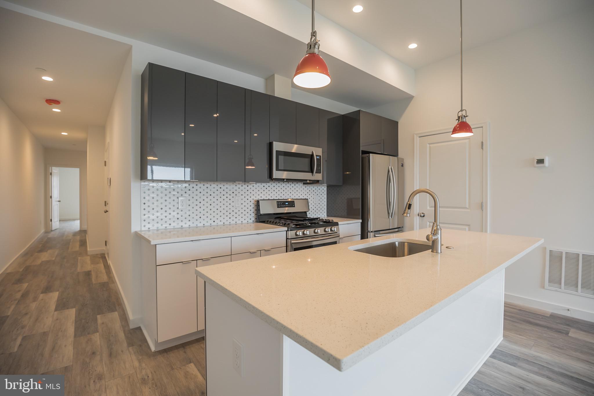 OLDE KENSINGTON - Residential Income