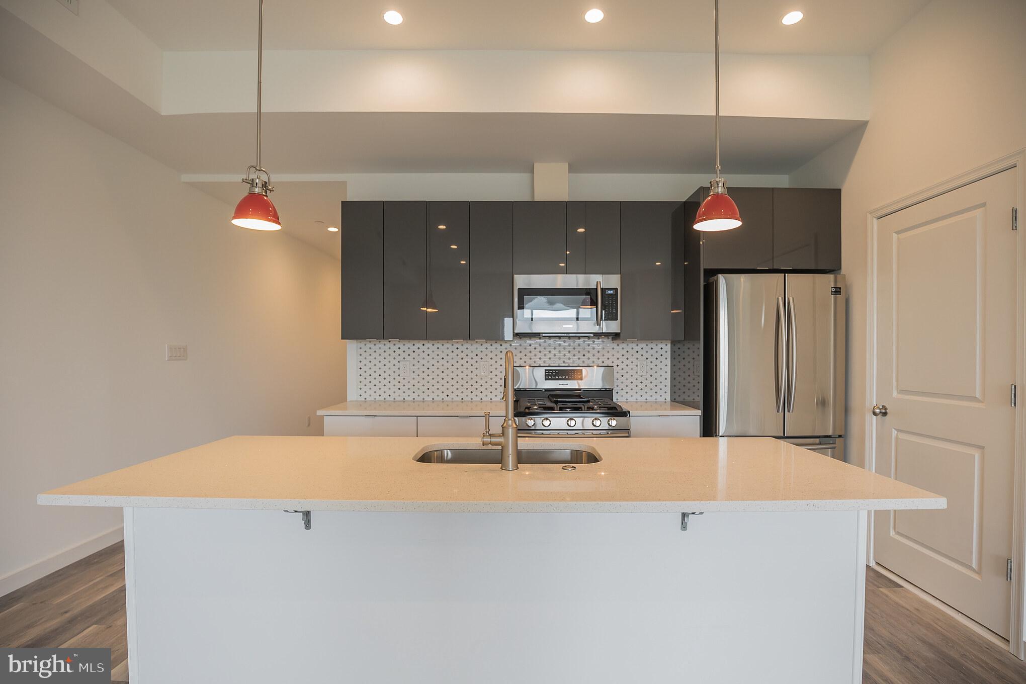 OLDE KENSINGTON - Residential Income