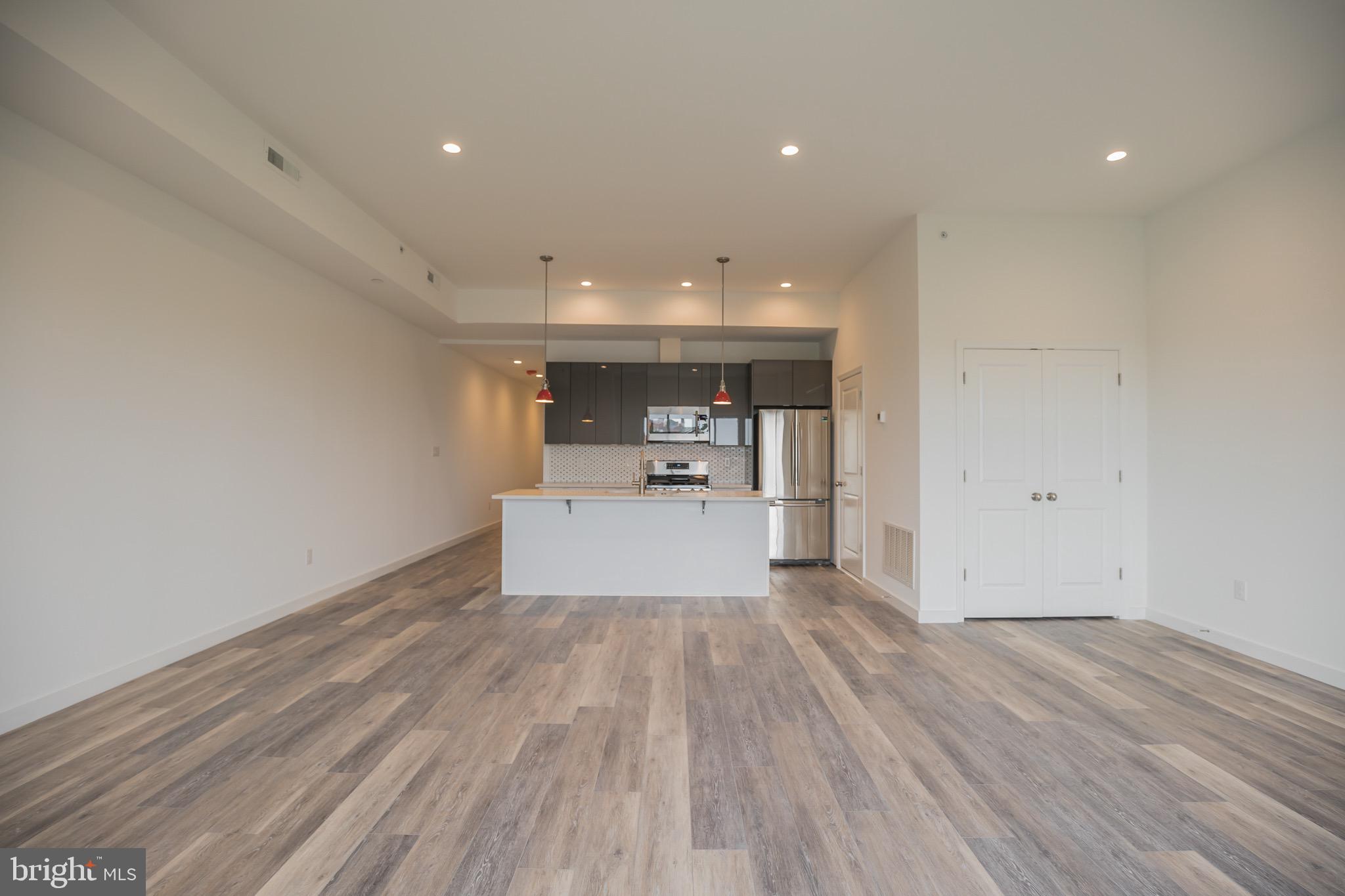 OLDE KENSINGTON - Residential Income