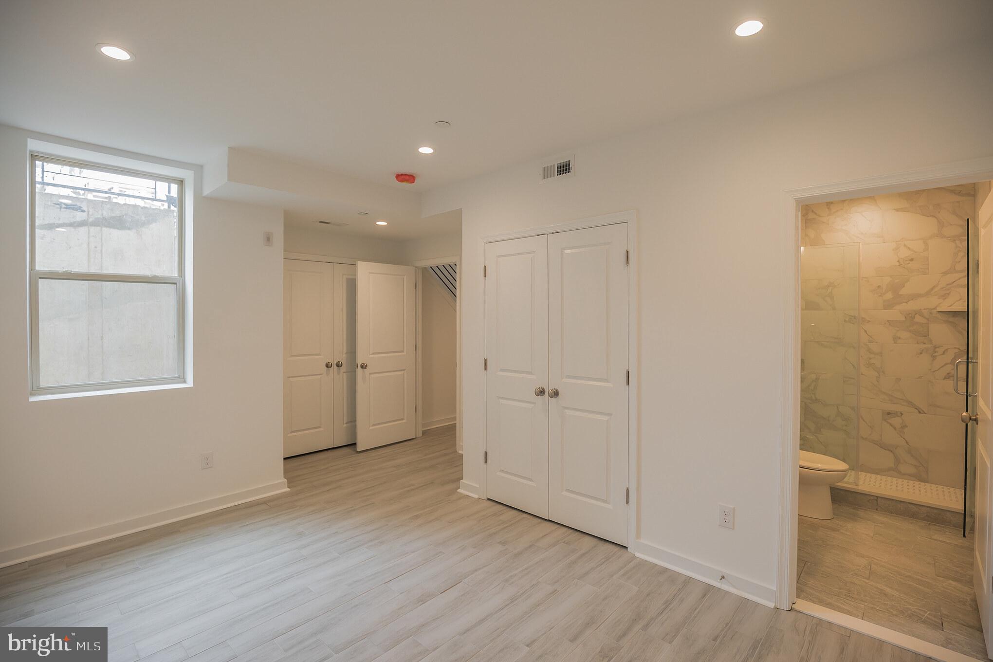 OLDE KENSINGTON - Residential Income